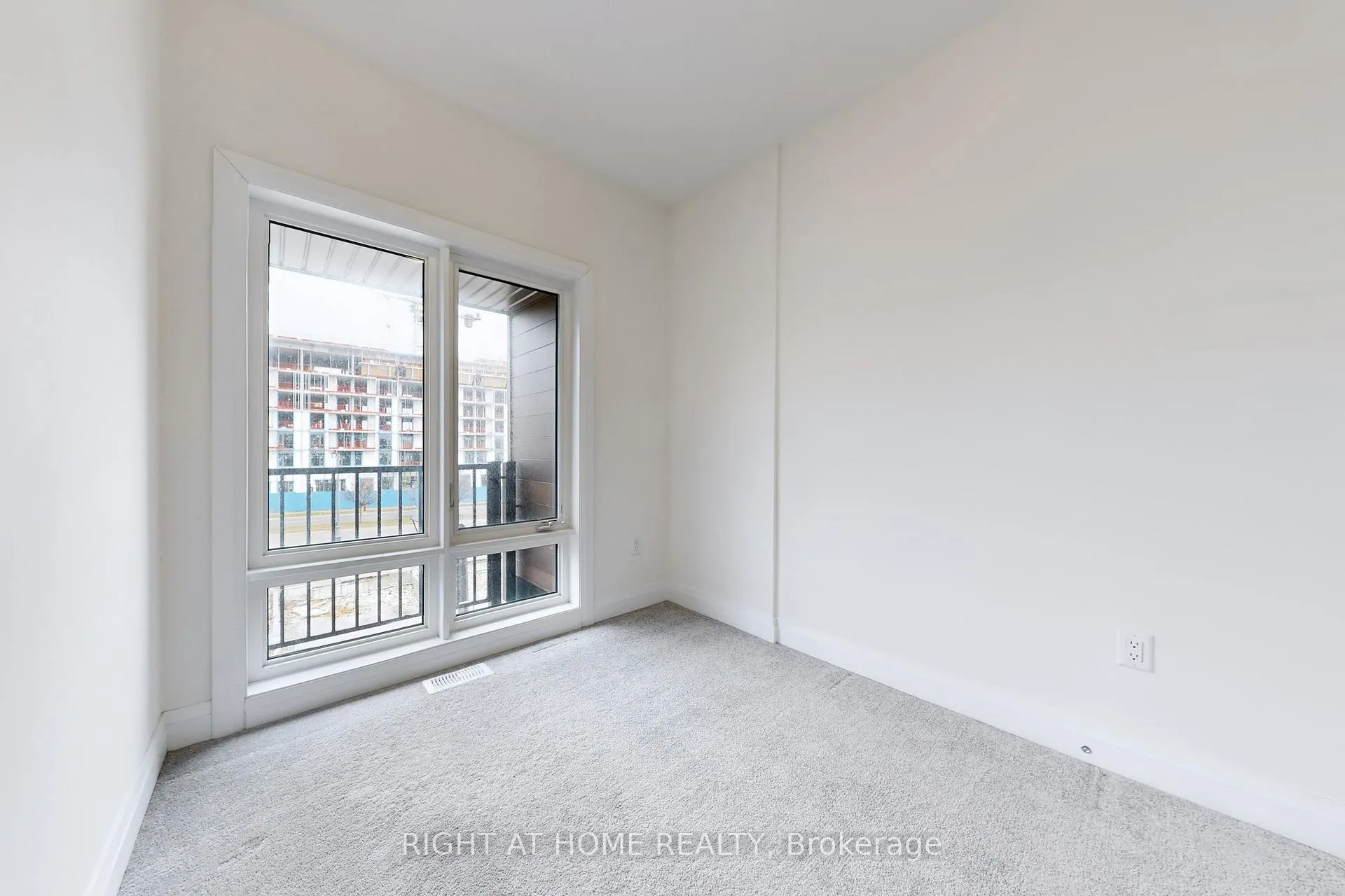 Photo 30 of 157 Blick Crescent, Aurora, Bayview Northeast — HOMEH