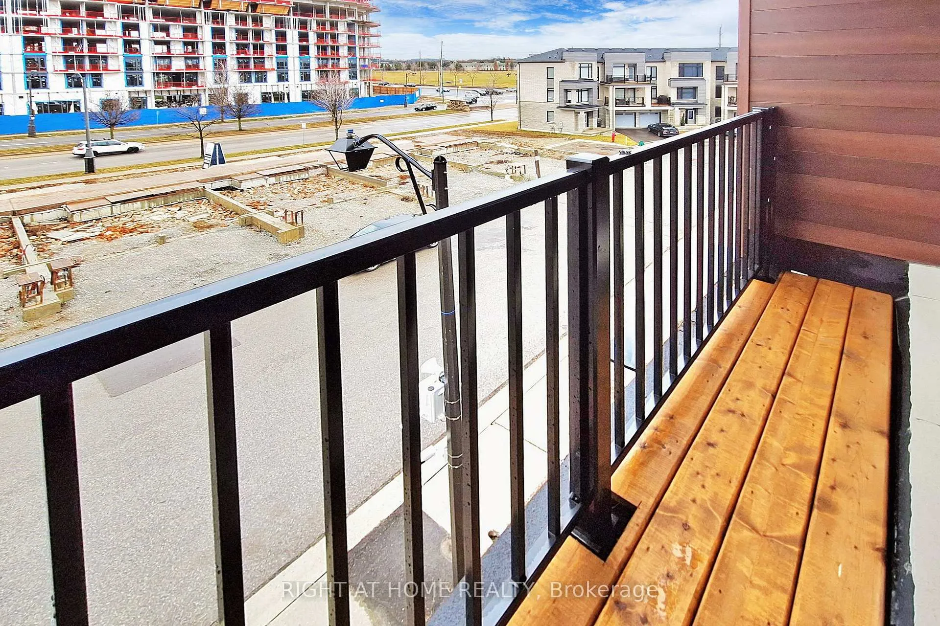 Photo 42 of 157 Blick Crescent, Aurora, Bayview Northeast — HOMEH