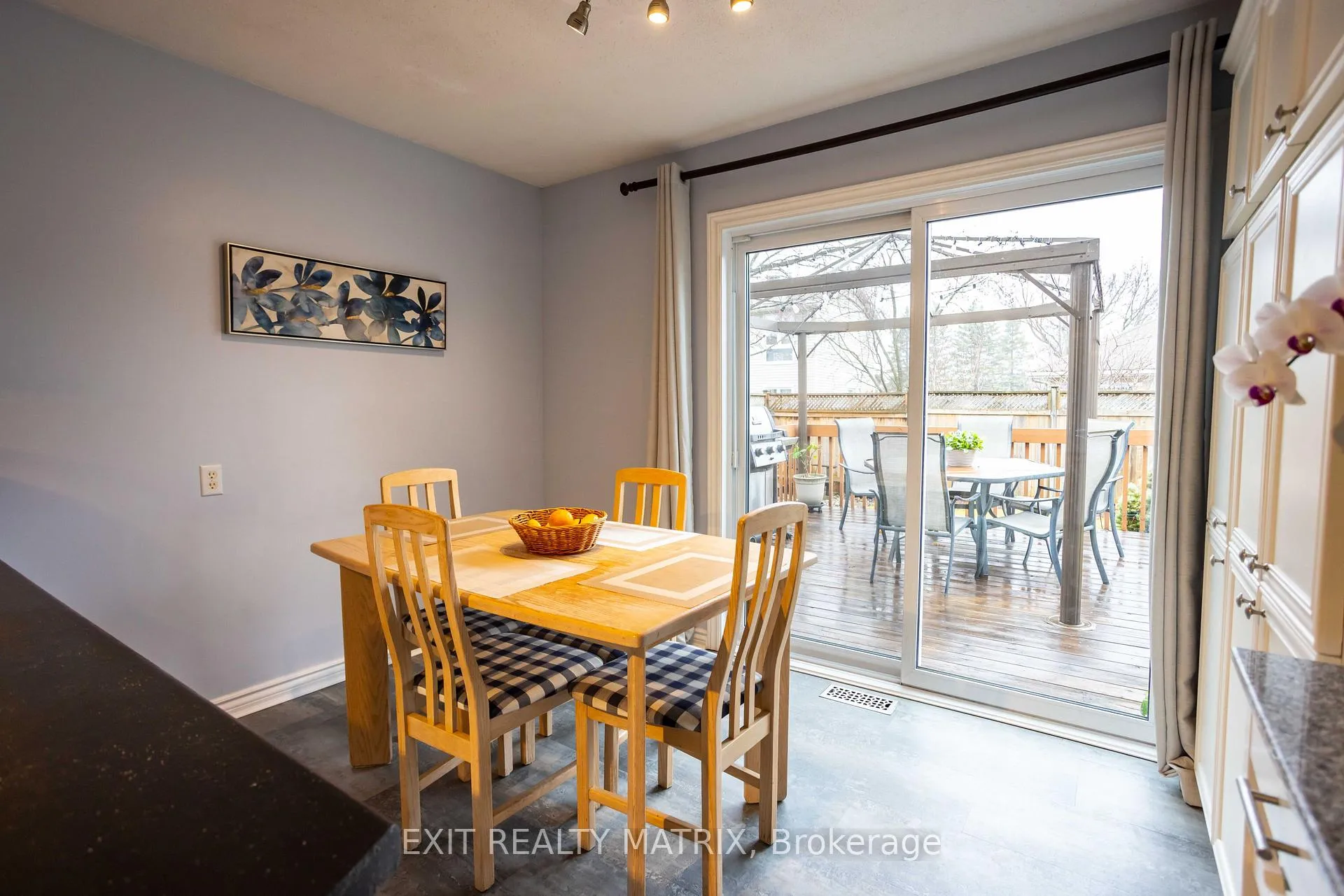 Photo 14 of 555 Apollo Way, Ottawa, Fallingbrook/Pineridge — HOMEH