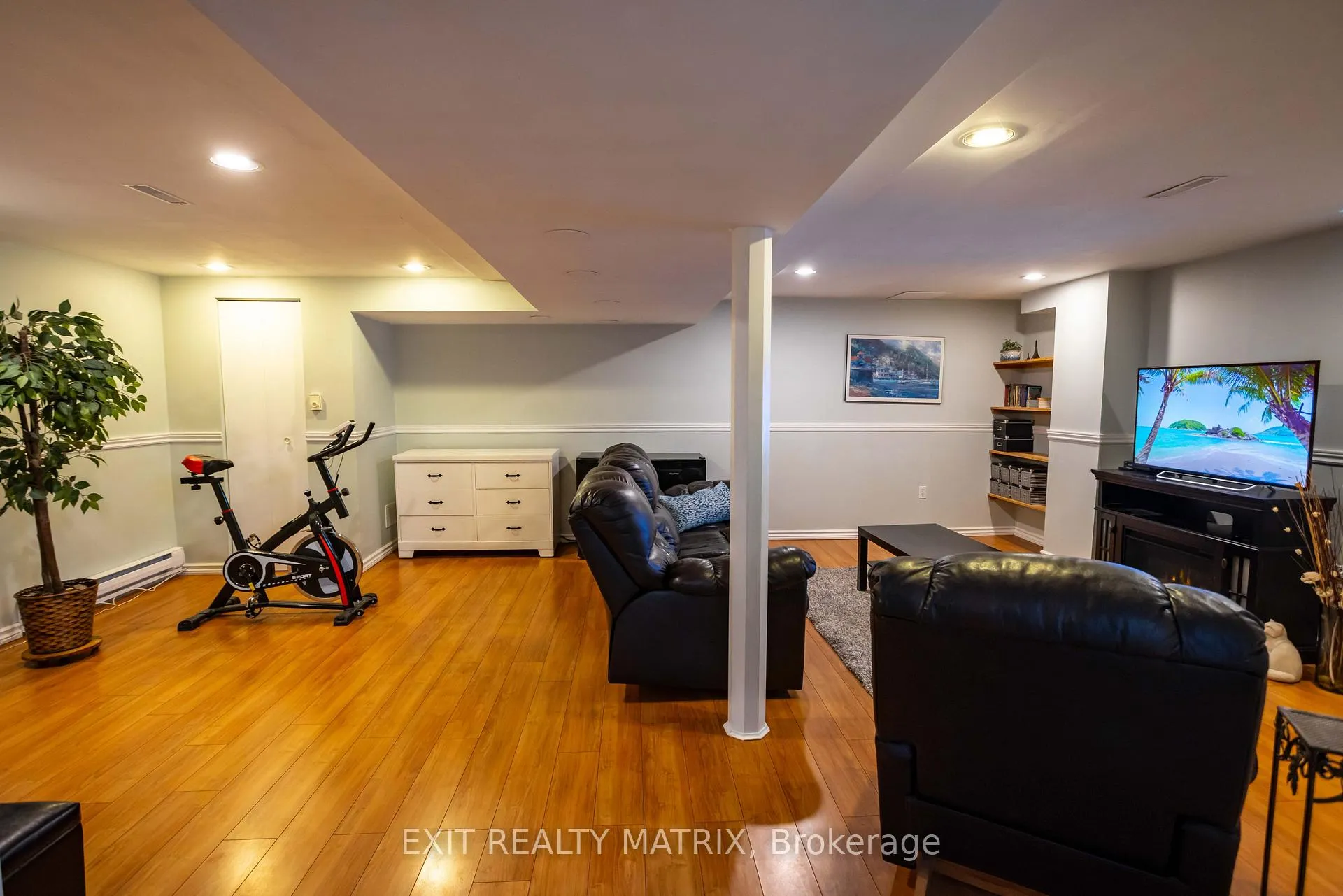 Photo 31 of 555 Apollo Way, Ottawa, Fallingbrook/Pineridge — HOMEH