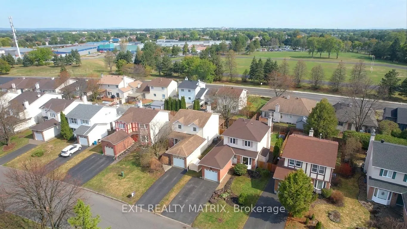 Photo 43 of 555 Apollo Way, Ottawa, Fallingbrook/Pineridge — HOMEH