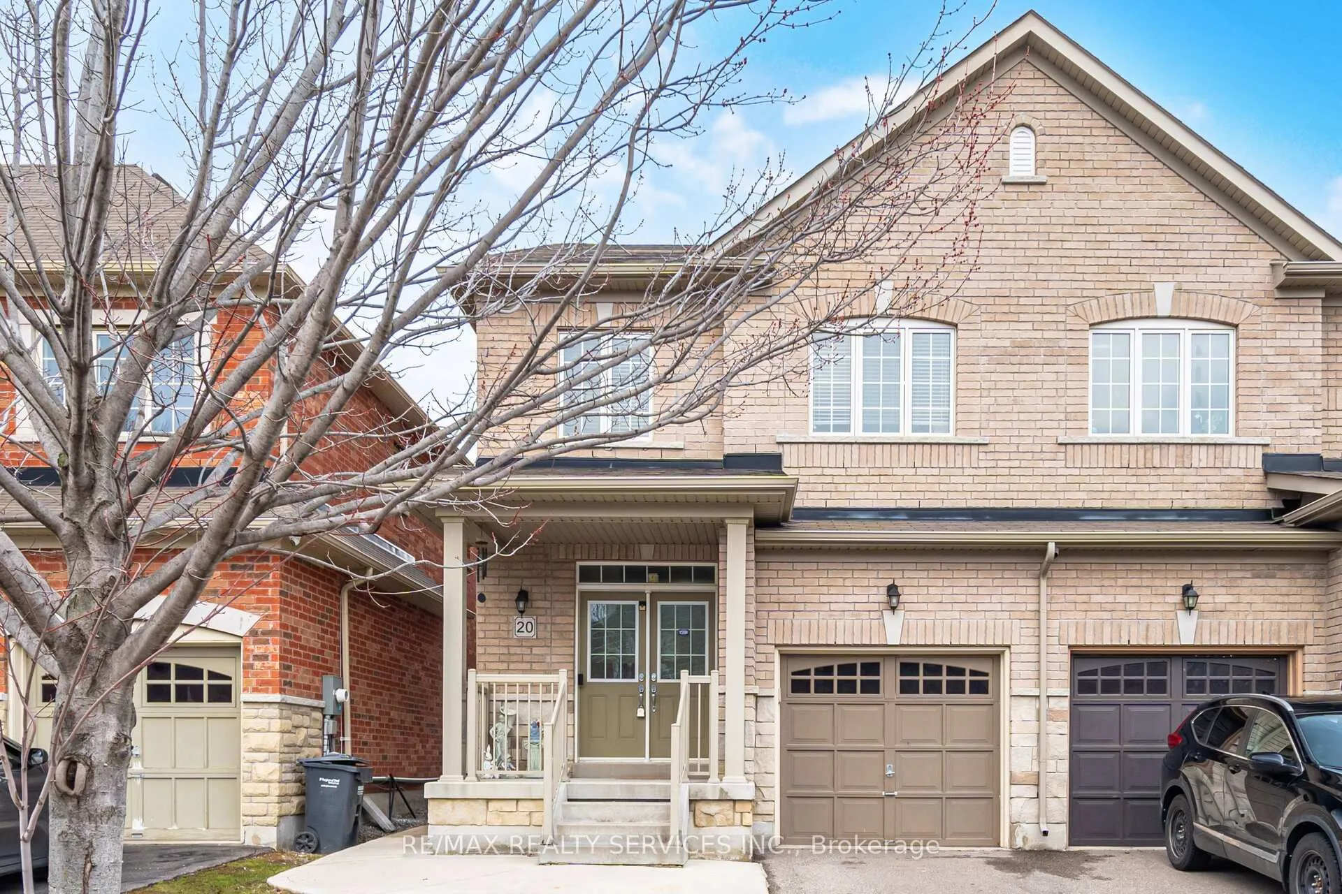 Photo 4 of 20 Blackberry Valley Crescent, Caledon, Rural Caledon — HOMEH