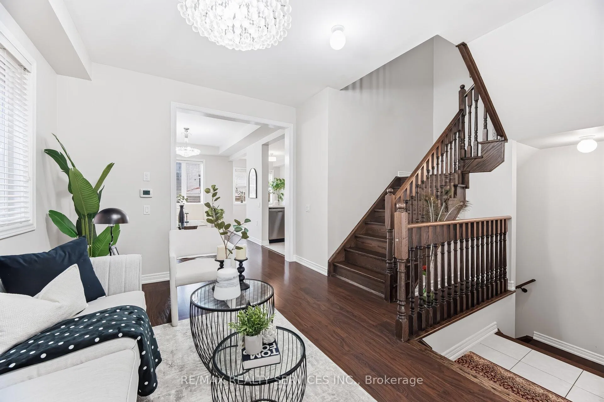 Photo 14 of 20 Blackberry Valley Crescent, Caledon, Rural Caledon — HOMEH