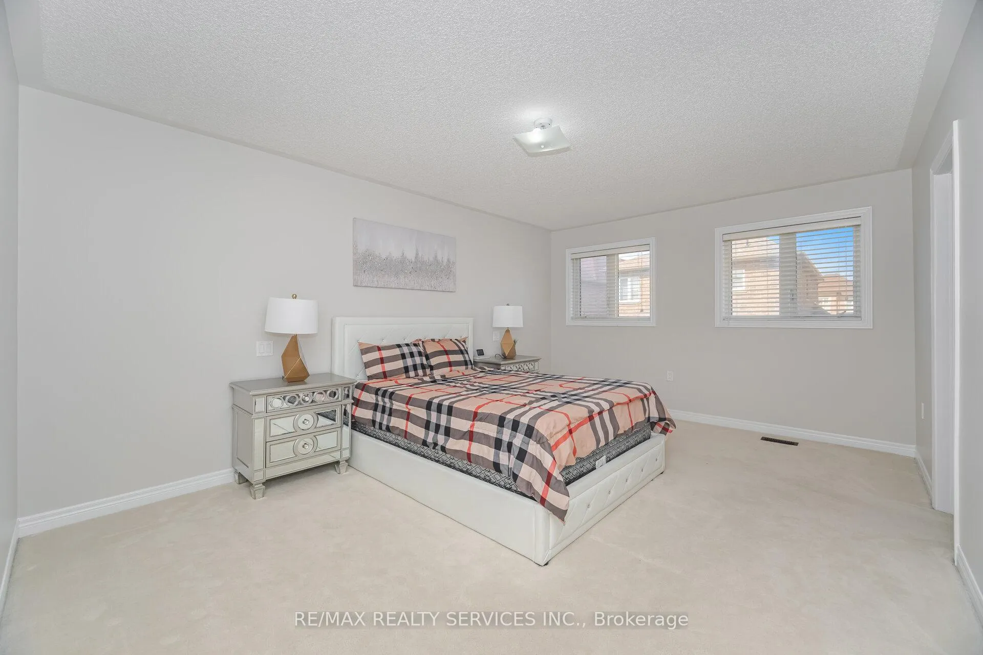 Photo 29 of 20 Blackberry Valley Crescent, Caledon, Rural Caledon — HOMEH