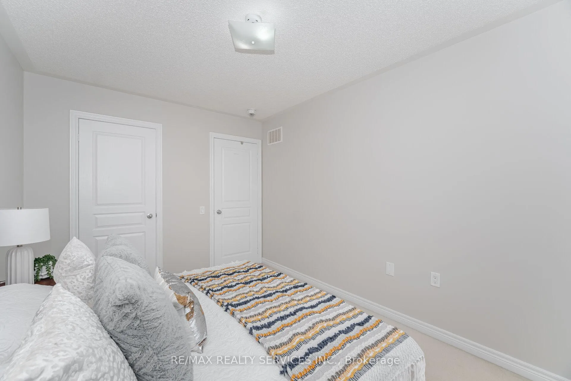 Photo 35 of 20 Blackberry Valley Crescent, Caledon, Rural Caledon — HOMEH