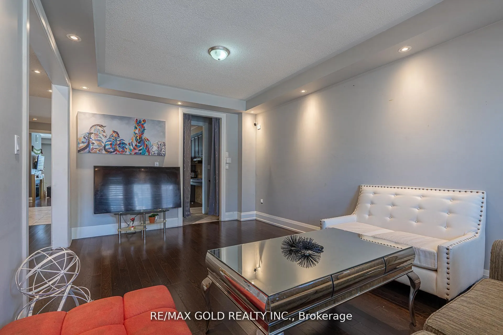 Photo 7 of 61 Yellowknife Road, Brampton, Sandringham-Wellington North — HOMEH