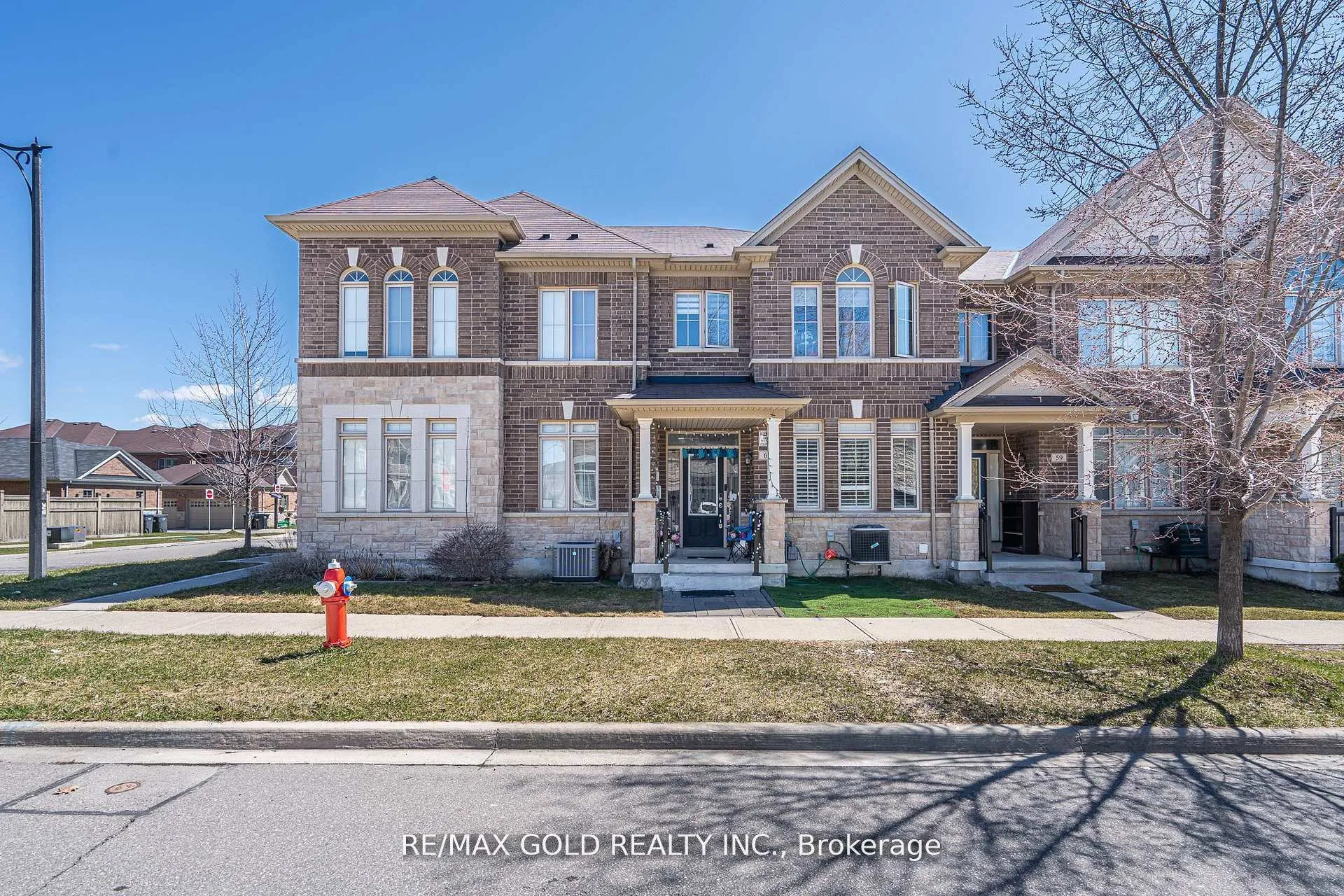 Photo 34 of 61 Yellowknife Road, Brampton, Sandringham-Wellington North — HOMEH