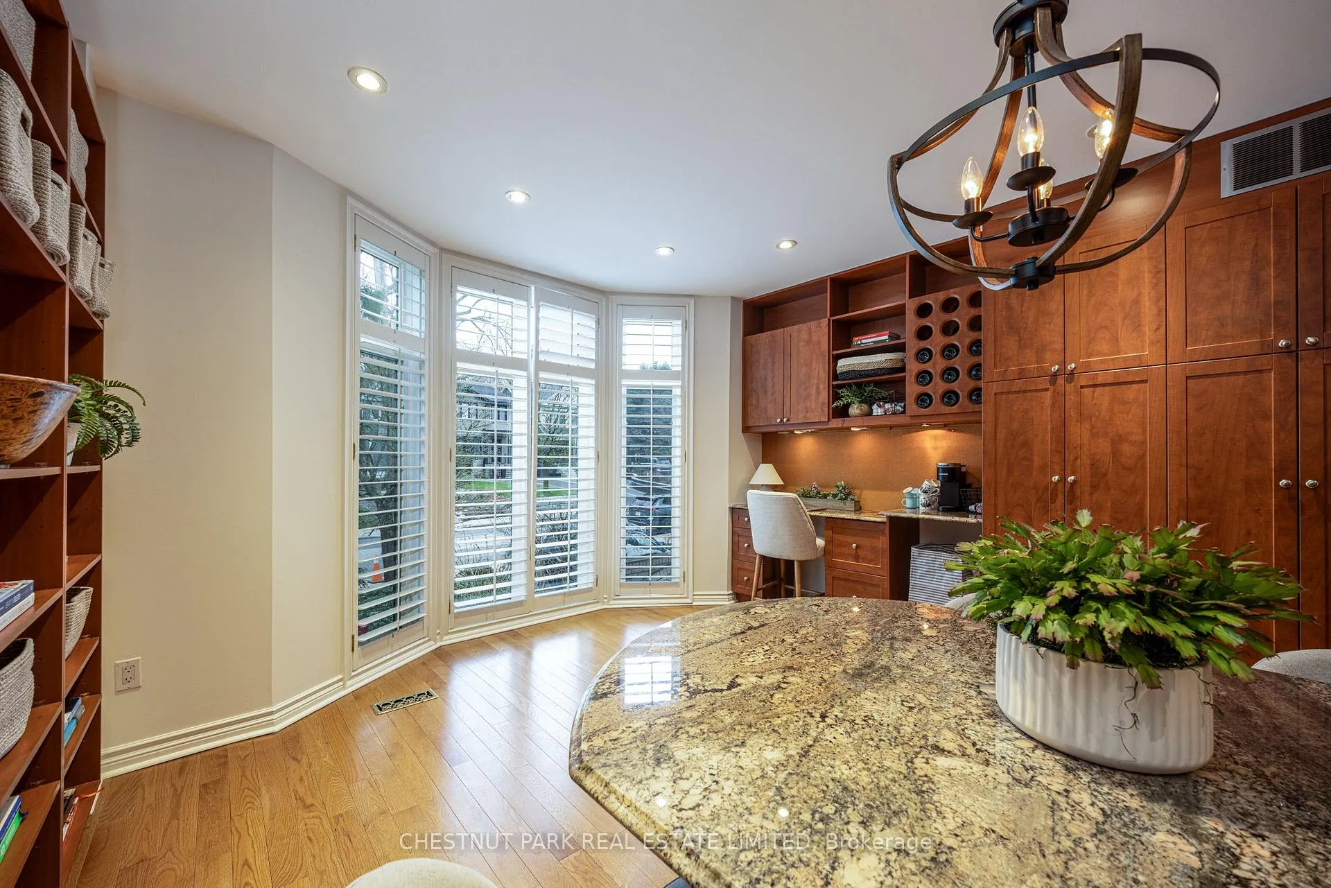 Photo 14 of 263 Erskine Avenue, Toronto, Mount Pleasant East — HOMEH