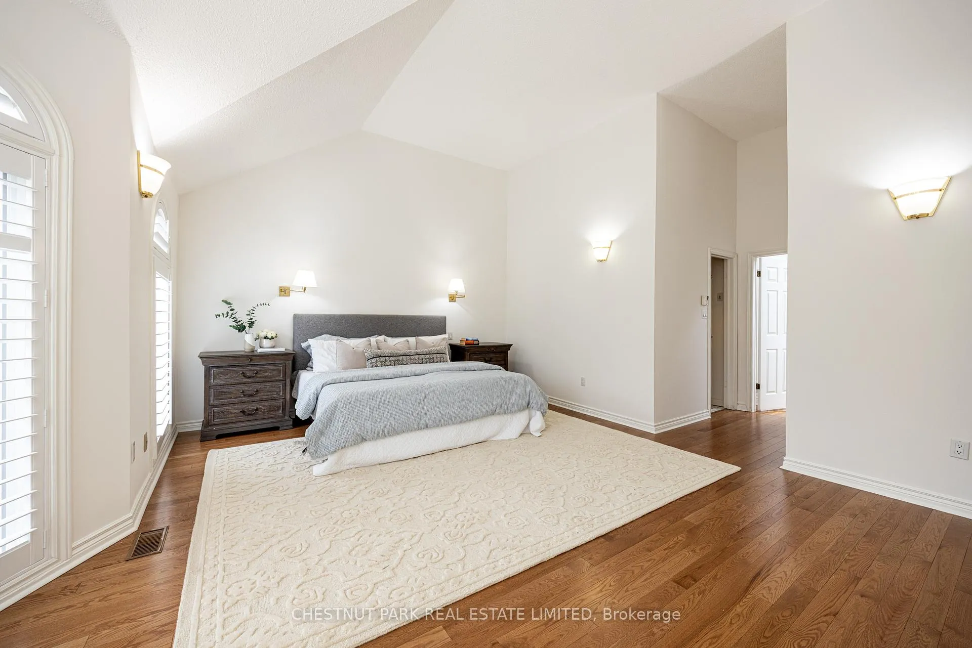 Photo 23 of 263 Erskine Avenue, Toronto, Mount Pleasant East — HOMEH