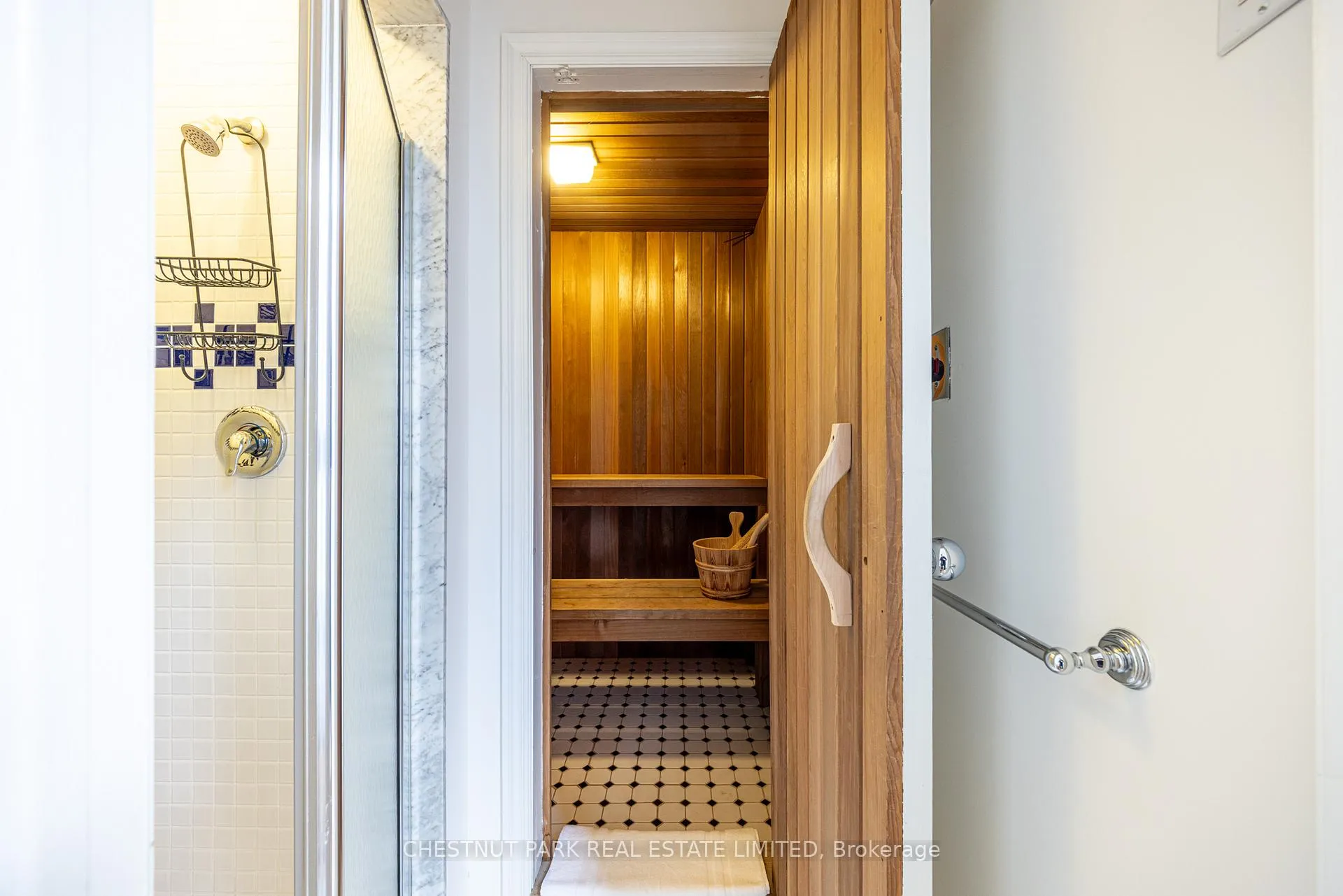 Photo 25 of 263 Erskine Avenue, Toronto, Mount Pleasant East — HOMEH