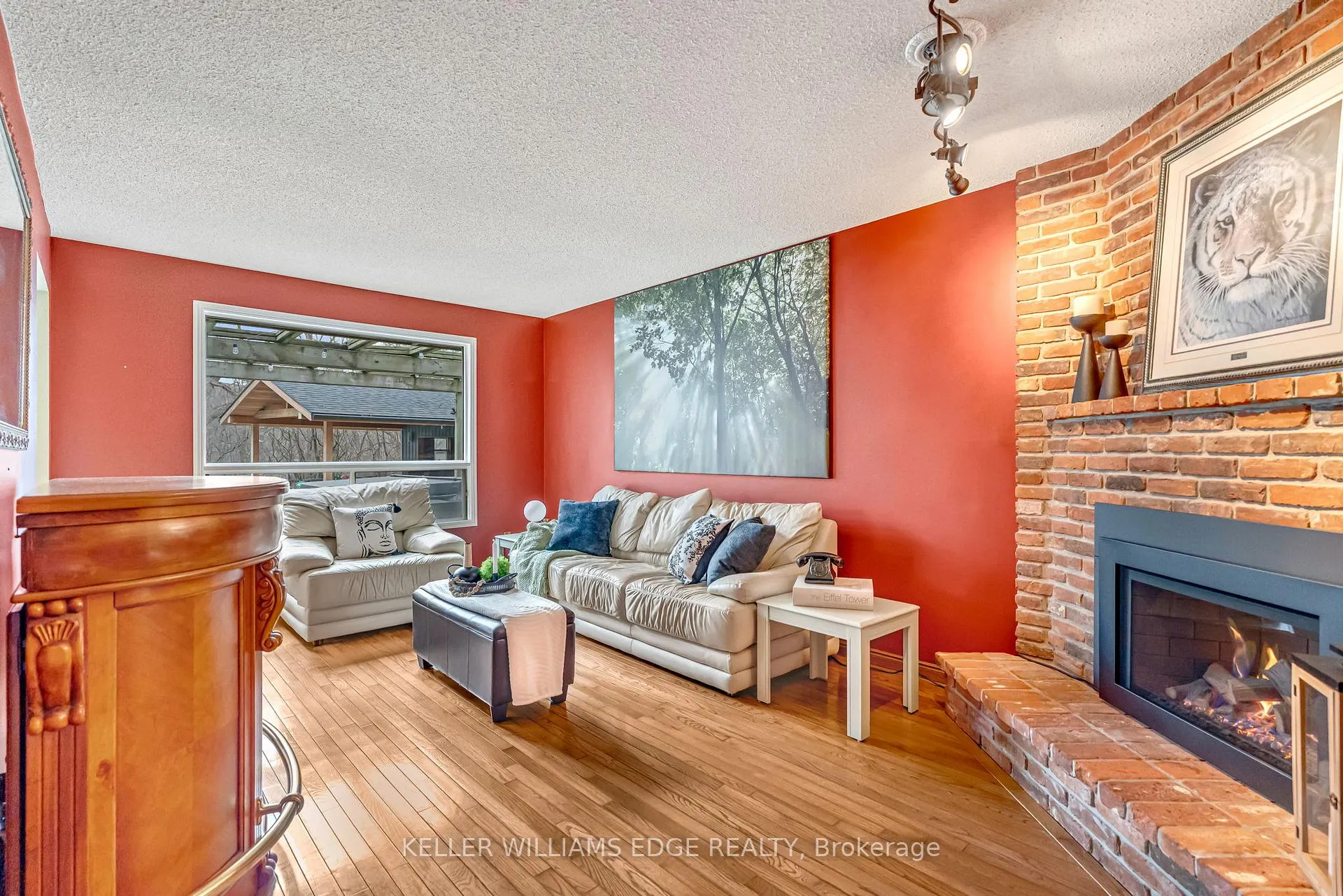 Photo 10 of 70 Strawberry Drive, Hamilton, Riverdale — HOMEH