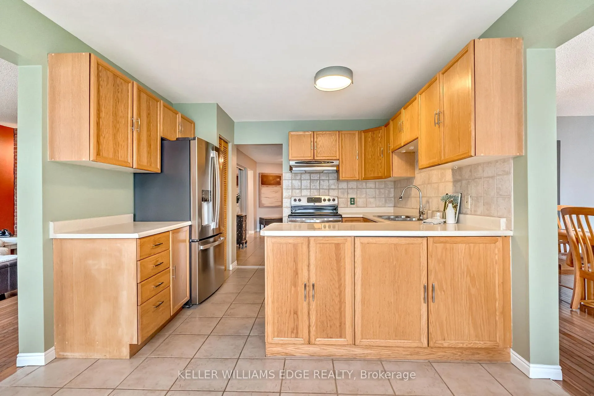 Photo 14 of 70 Strawberry Drive, Hamilton, Riverdale — HOMEH