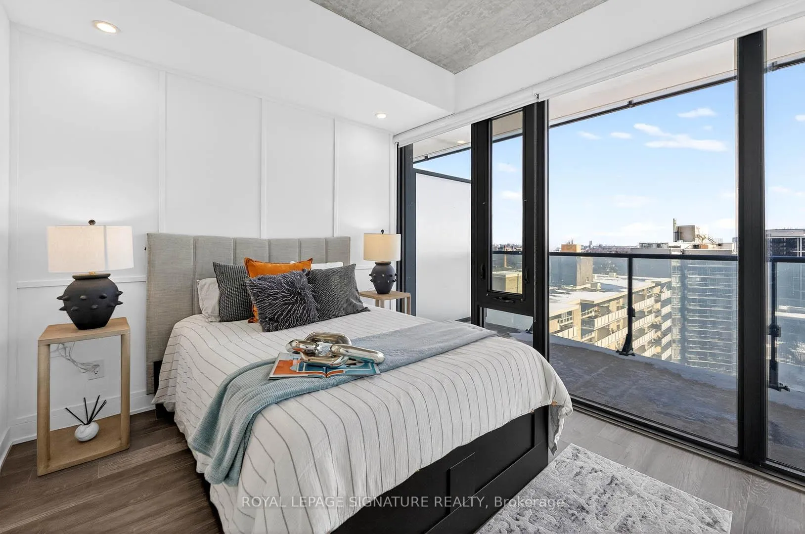 Photo 7 of Unit 1110, 185 Roehampton Avenue, Toronto, Mount Pleasant West — HOMEH
