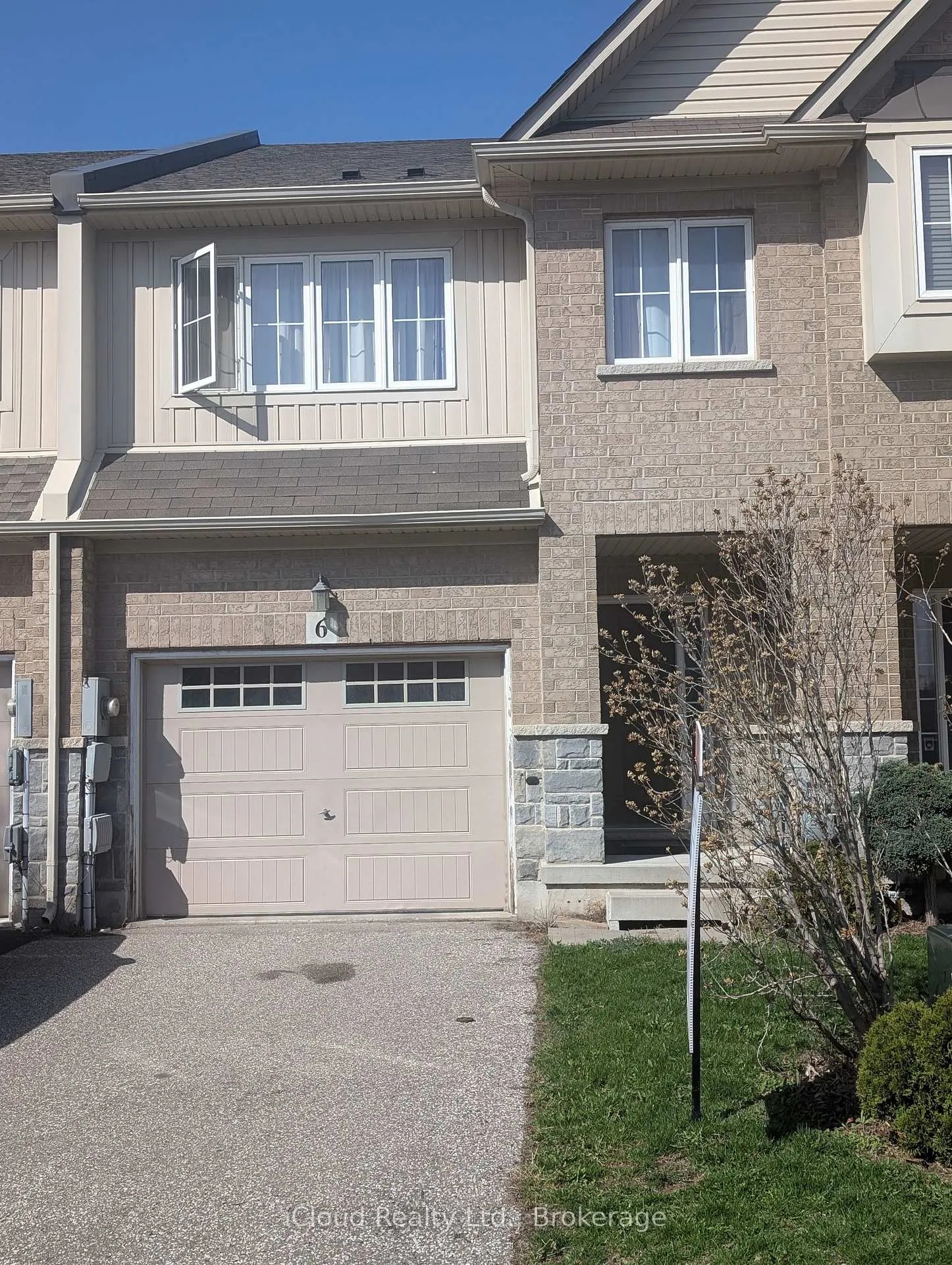 Photo 1 of Unit 6, 170 Palace Beach Trail, Hamilton, Lisgar — HOMEH