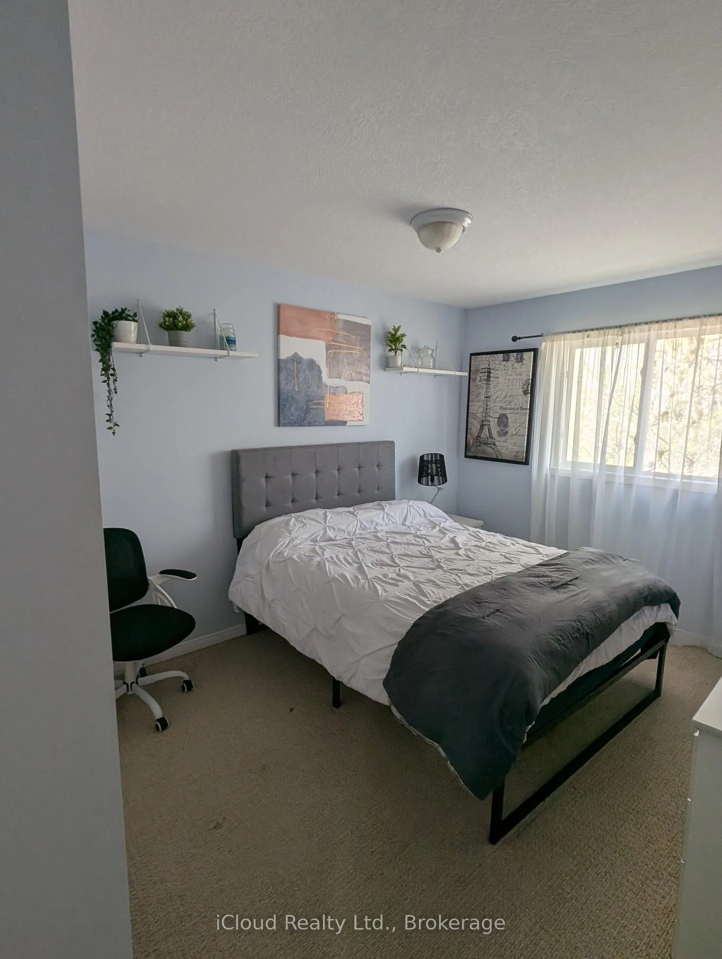 Photo 4 of Unit 6, 170 Palace Beach Trail, Hamilton, Lisgar — HOMEH