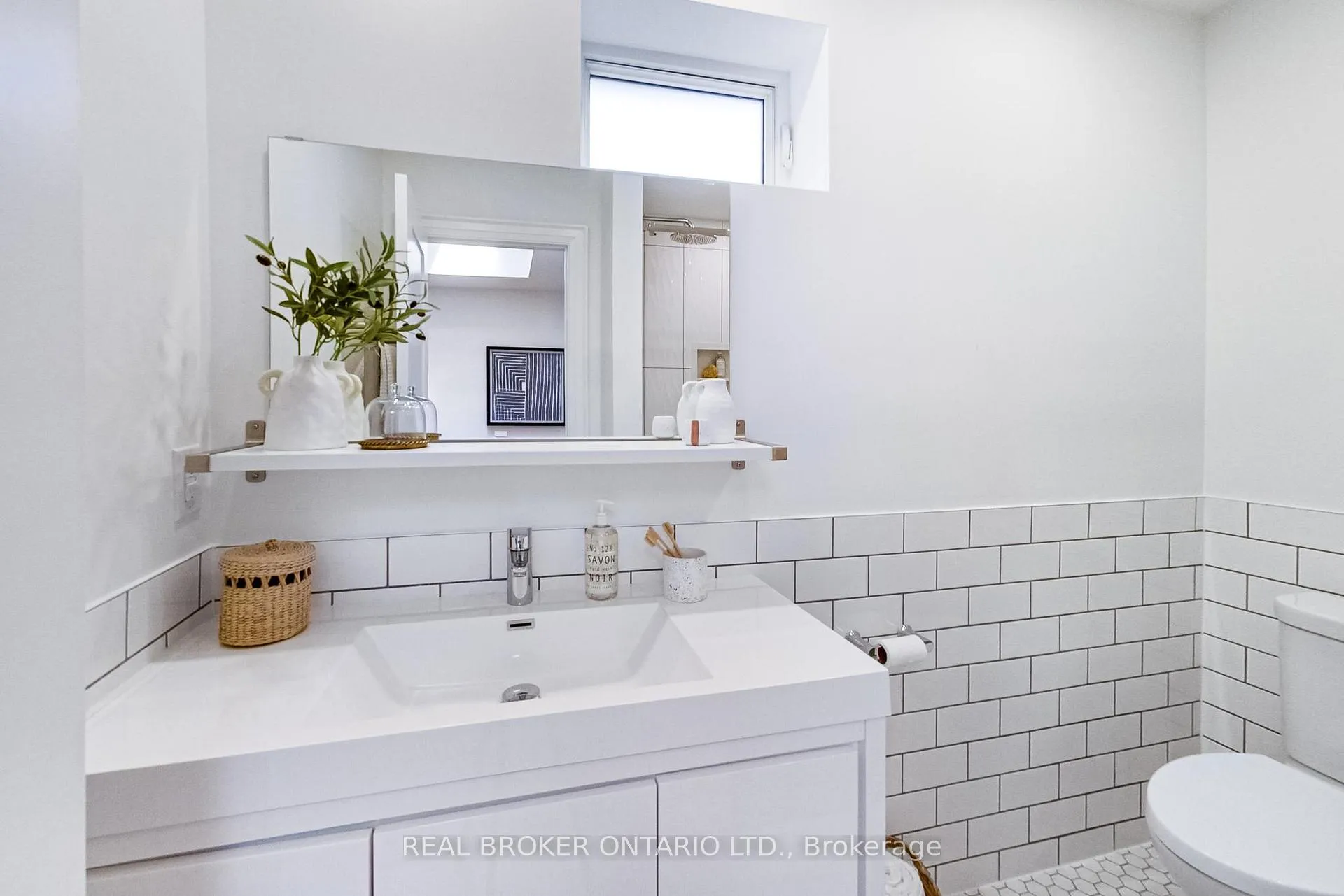 Photo 25 of 36 Fenwick Avenue, Toronto, North Riverdale — HOMEH