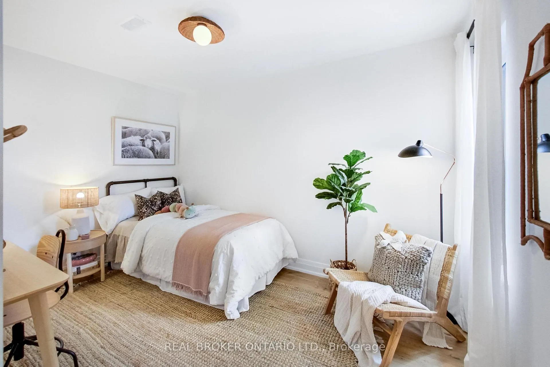 Photo 31 of 36 Fenwick Avenue, Toronto, North Riverdale — HOMEH