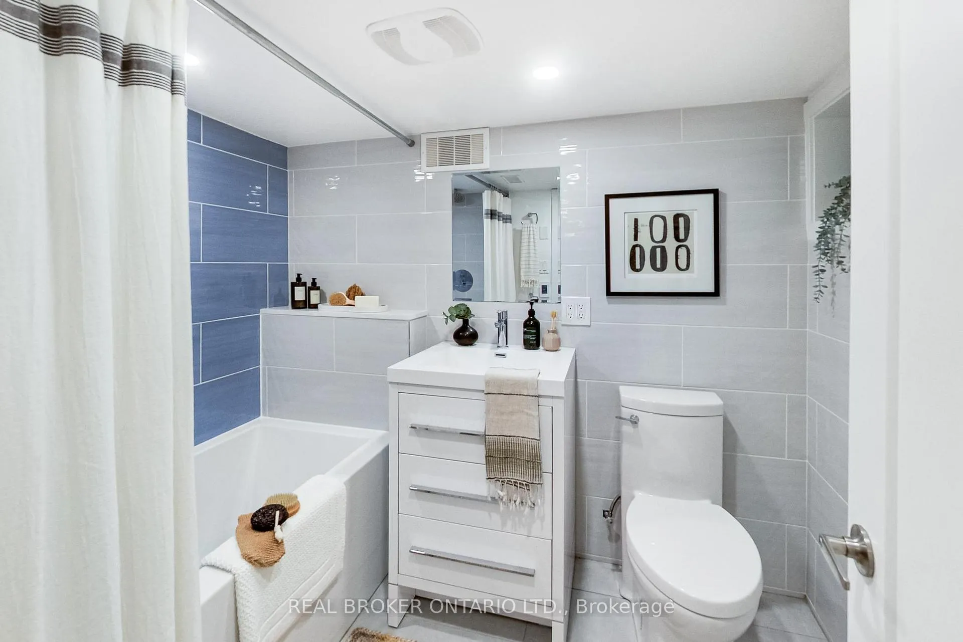 Photo 40 of 36 Fenwick Avenue, Toronto, North Riverdale — HOMEH