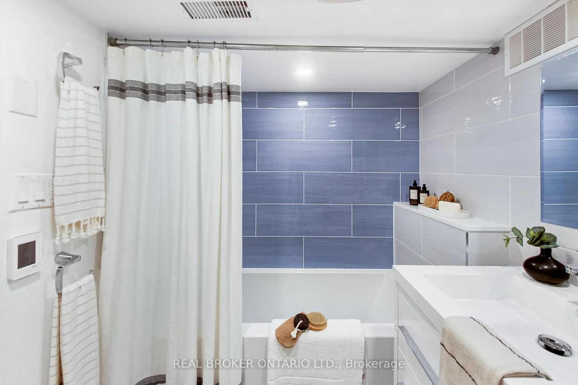 Photo 41 of 36 Fenwick Avenue, Toronto, North Riverdale — HOMEH