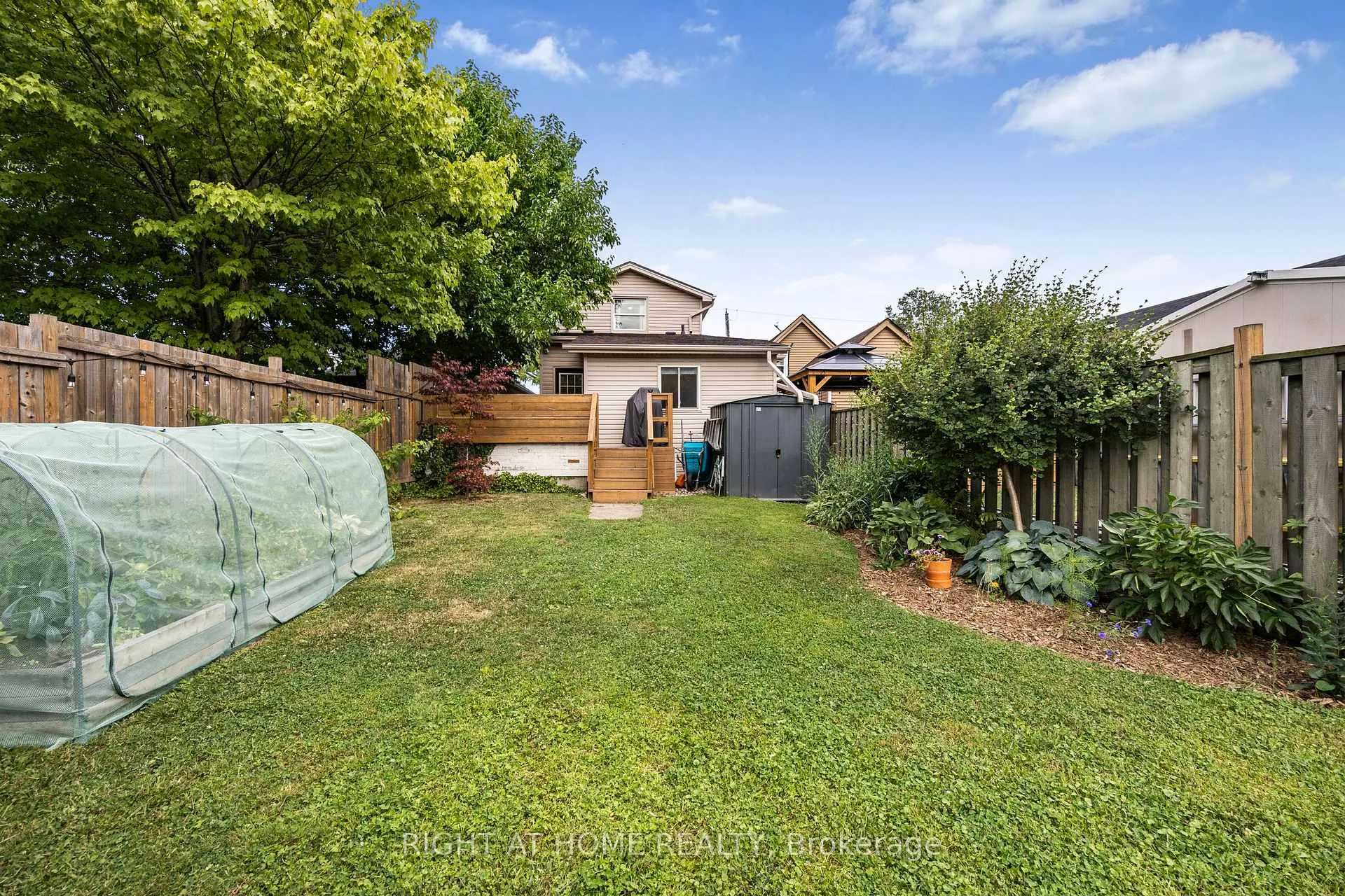 Photo 26 of 71 Robins Avenue, Hamilton, Crown Point — HOMEH