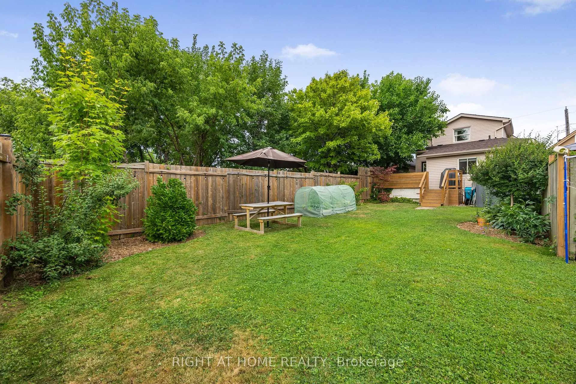 Photo 28 of 71 Robins Avenue, Hamilton, Crown Point — HOMEH