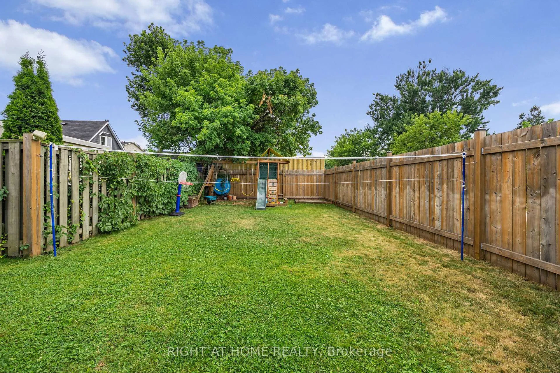 Photo 30 of 71 Robins Avenue, Hamilton, Crown Point — HOMEH