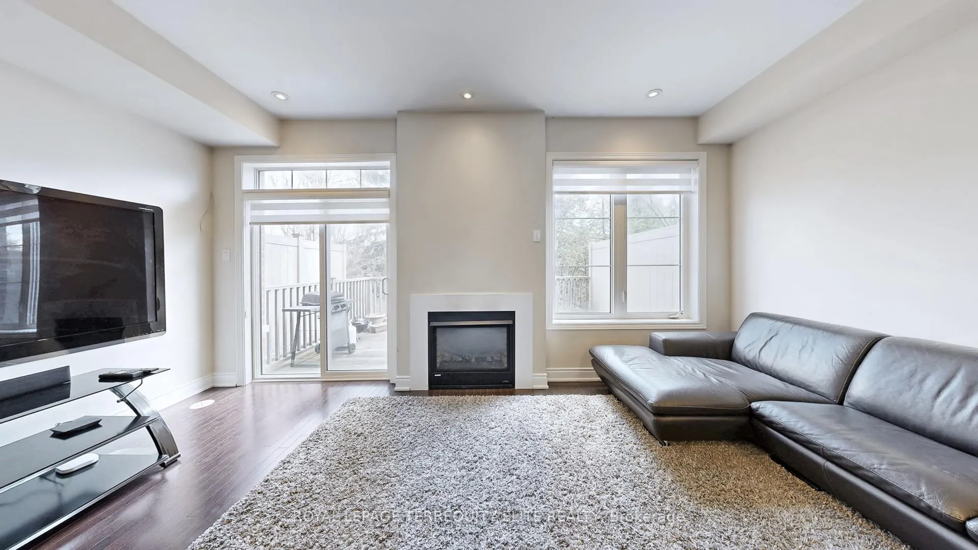 Photo 5 of Unit 121, 1331 Major Mackenzie Drive, Vaughan, Patterson — HOMEH