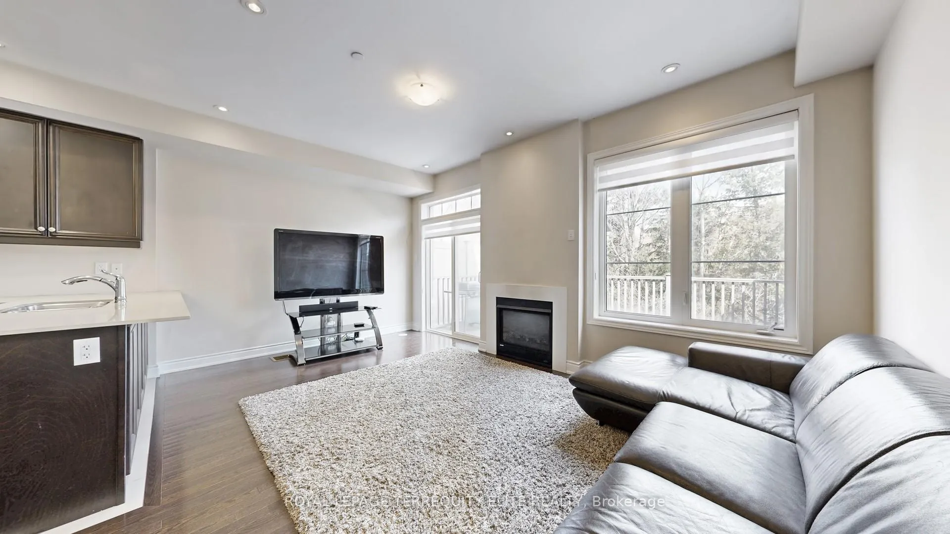 Photo 6 of Unit 121, 1331 Major Mackenzie Drive, Vaughan, Patterson — HOMEH