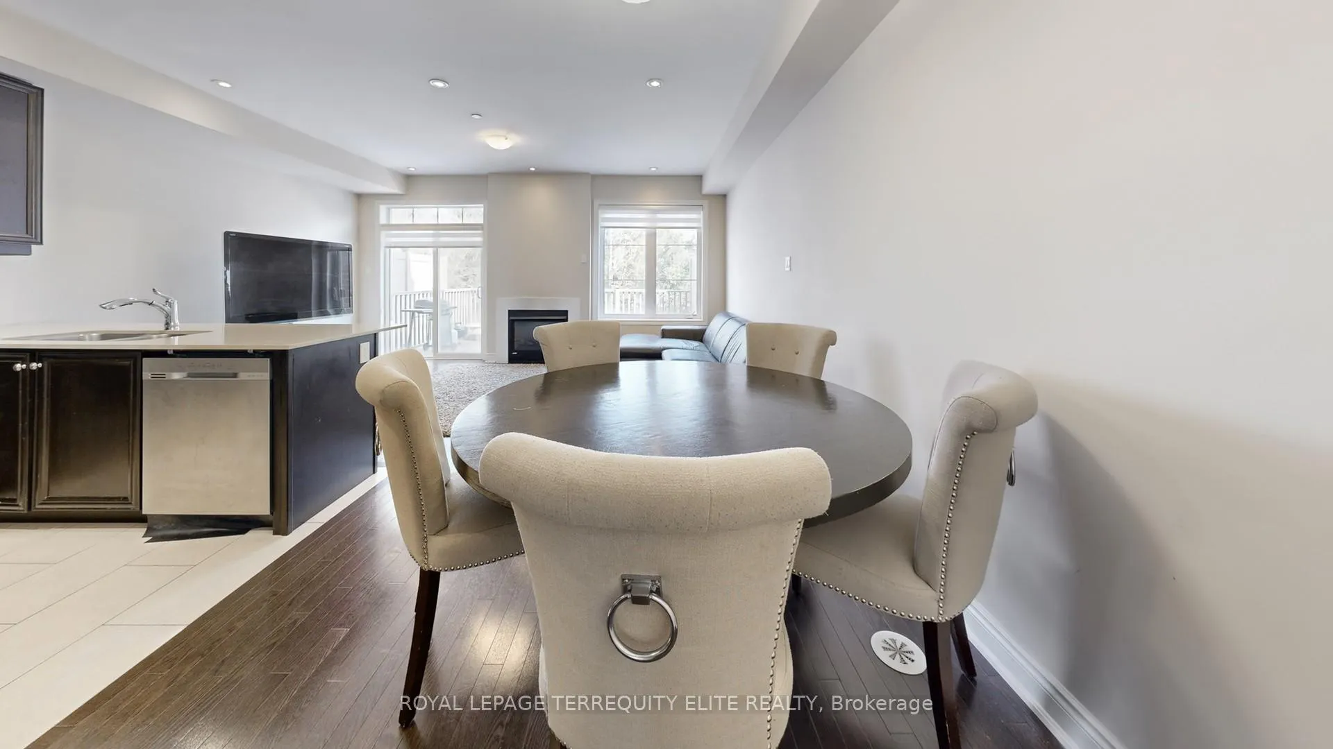 Photo 12 of Unit 121, 1331 Major Mackenzie Drive, Vaughan, Patterson — HOMEH