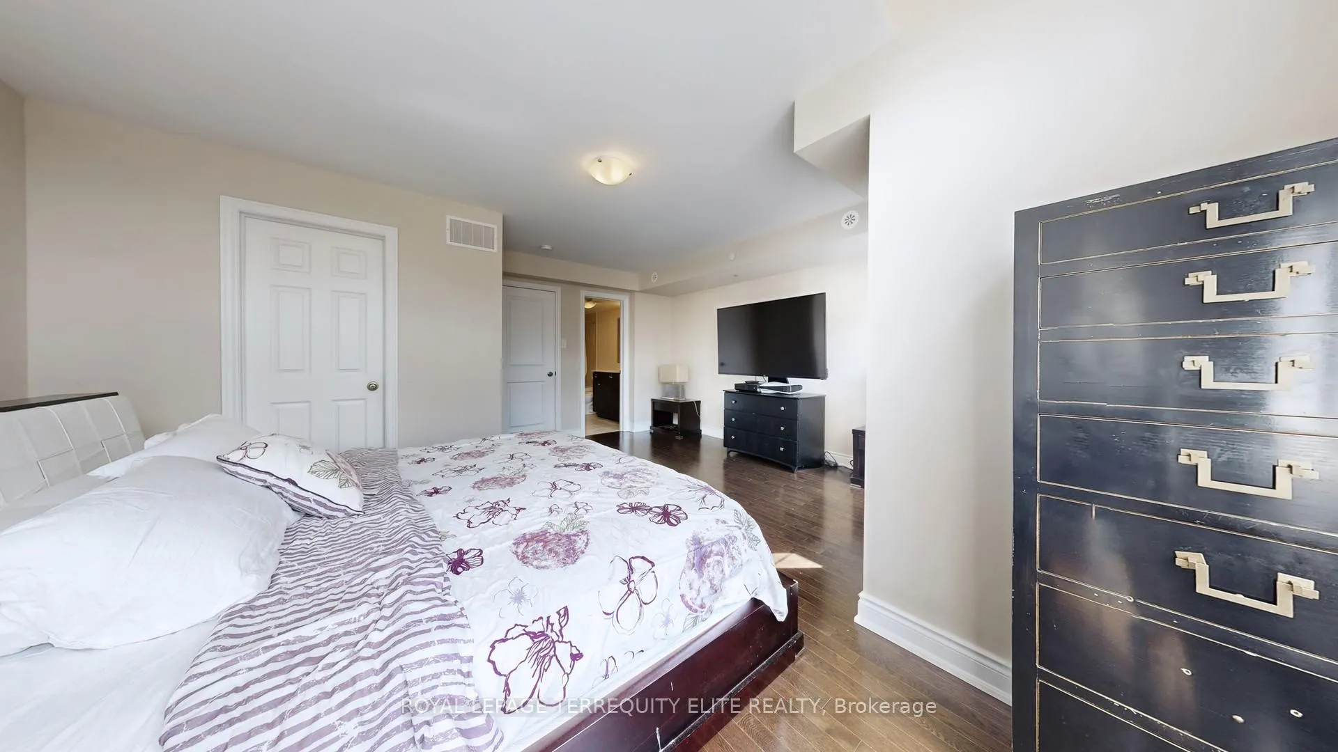 Photo 26 of Unit 121, 1331 Major Mackenzie Drive, Vaughan, Patterson — HOMEH