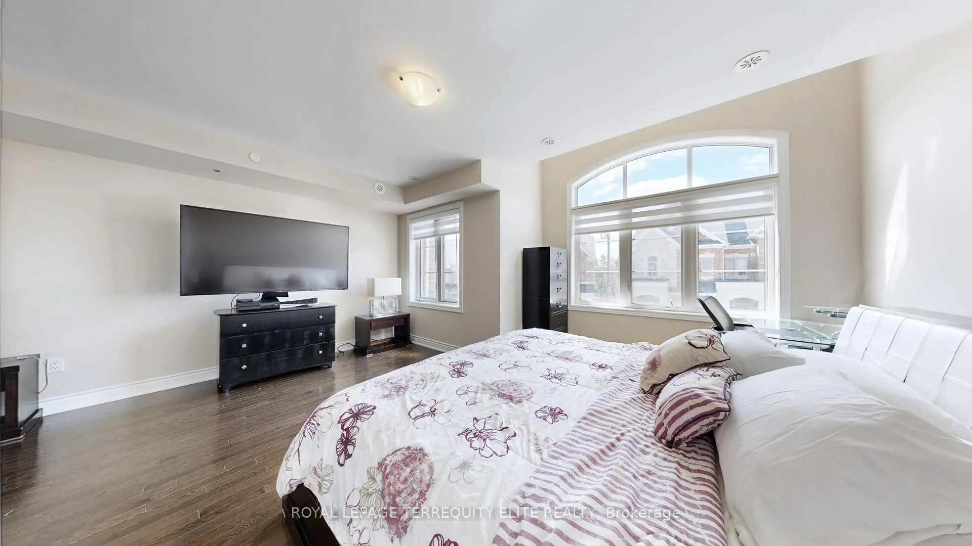 Photo 27 of Unit 121, 1331 Major Mackenzie Drive, Vaughan, Patterson — HOMEH