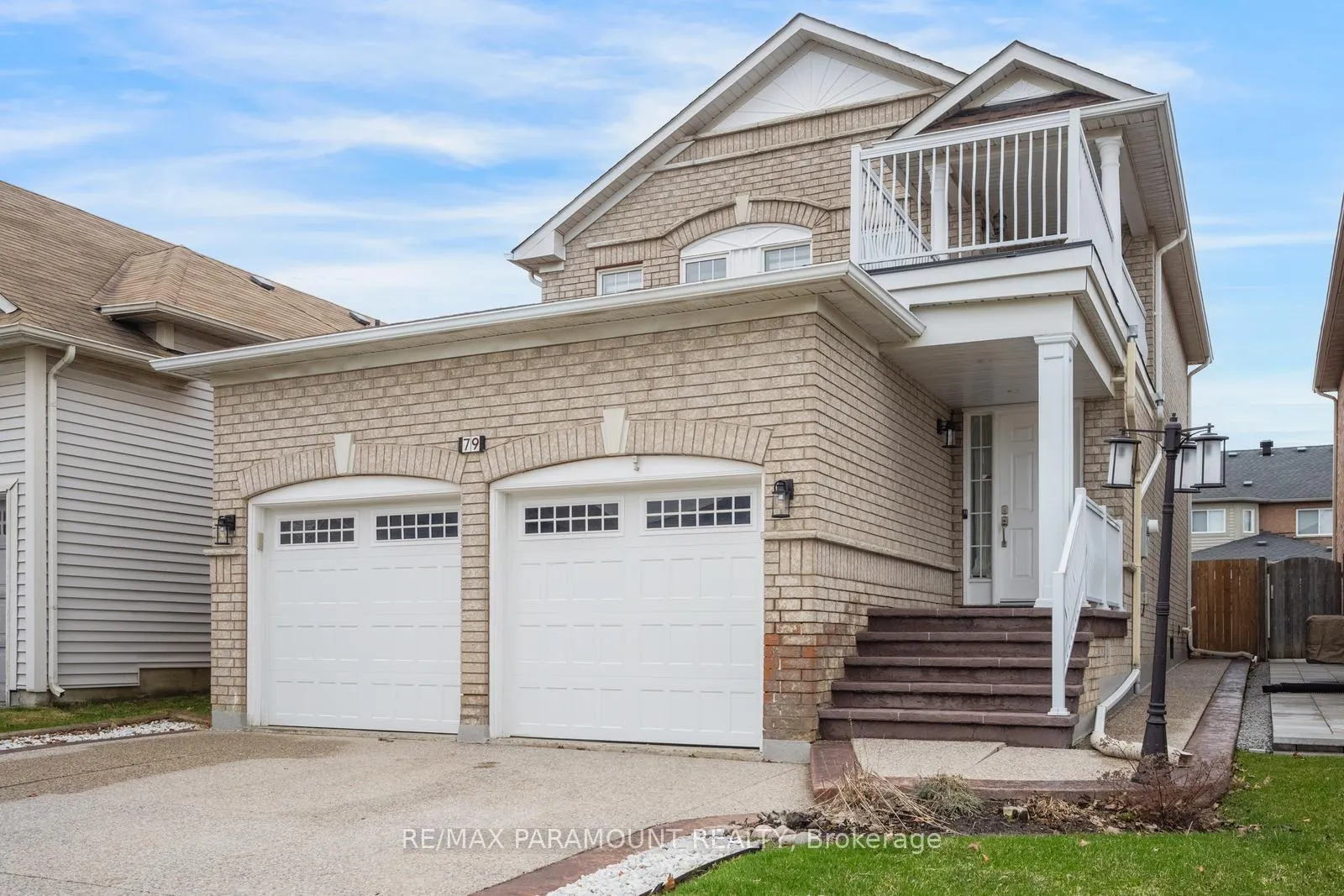 Photo 2 of 79 Porchlight Road, Brampton, Fletcher's Creek Village — HOMEH