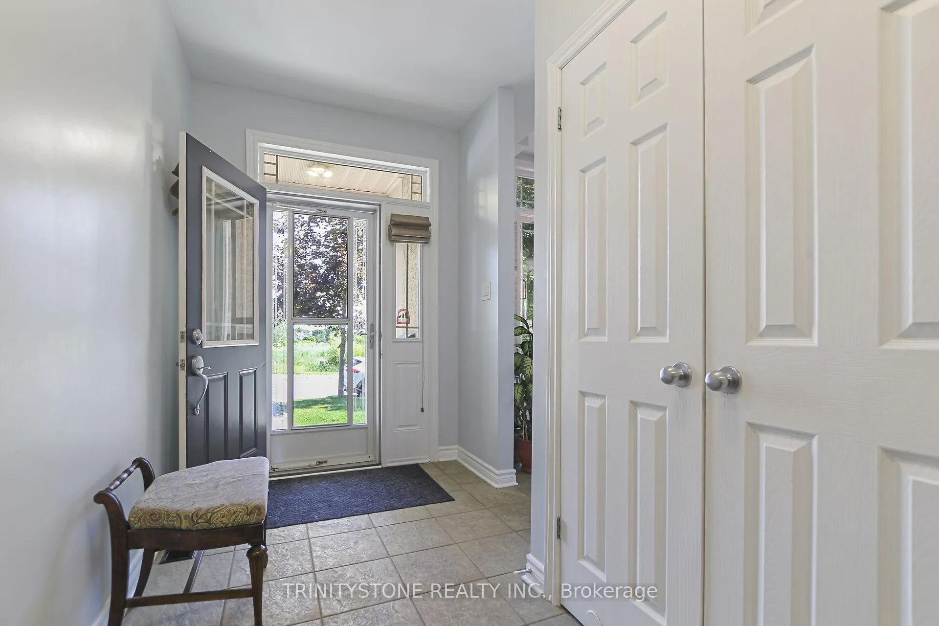Photo 4 of 422 Statewood Drive, Ottawa, Kanata - Morgan's Grant/South March — HOMEH