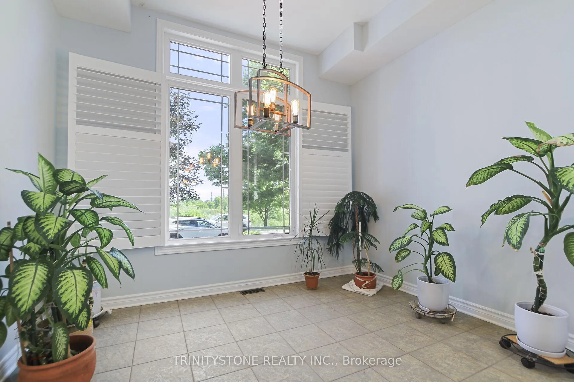 Photo 6 of 422 Statewood Drive, Ottawa, Kanata - Morgan's Grant/South March — HOMEH