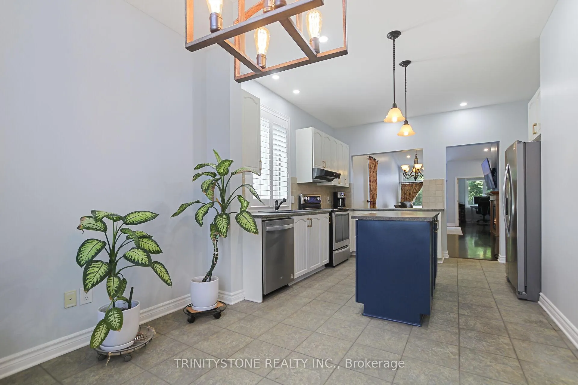 Photo 7 of 422 Statewood Drive, Ottawa, Kanata - Morgan's Grant/South March — HOMEH