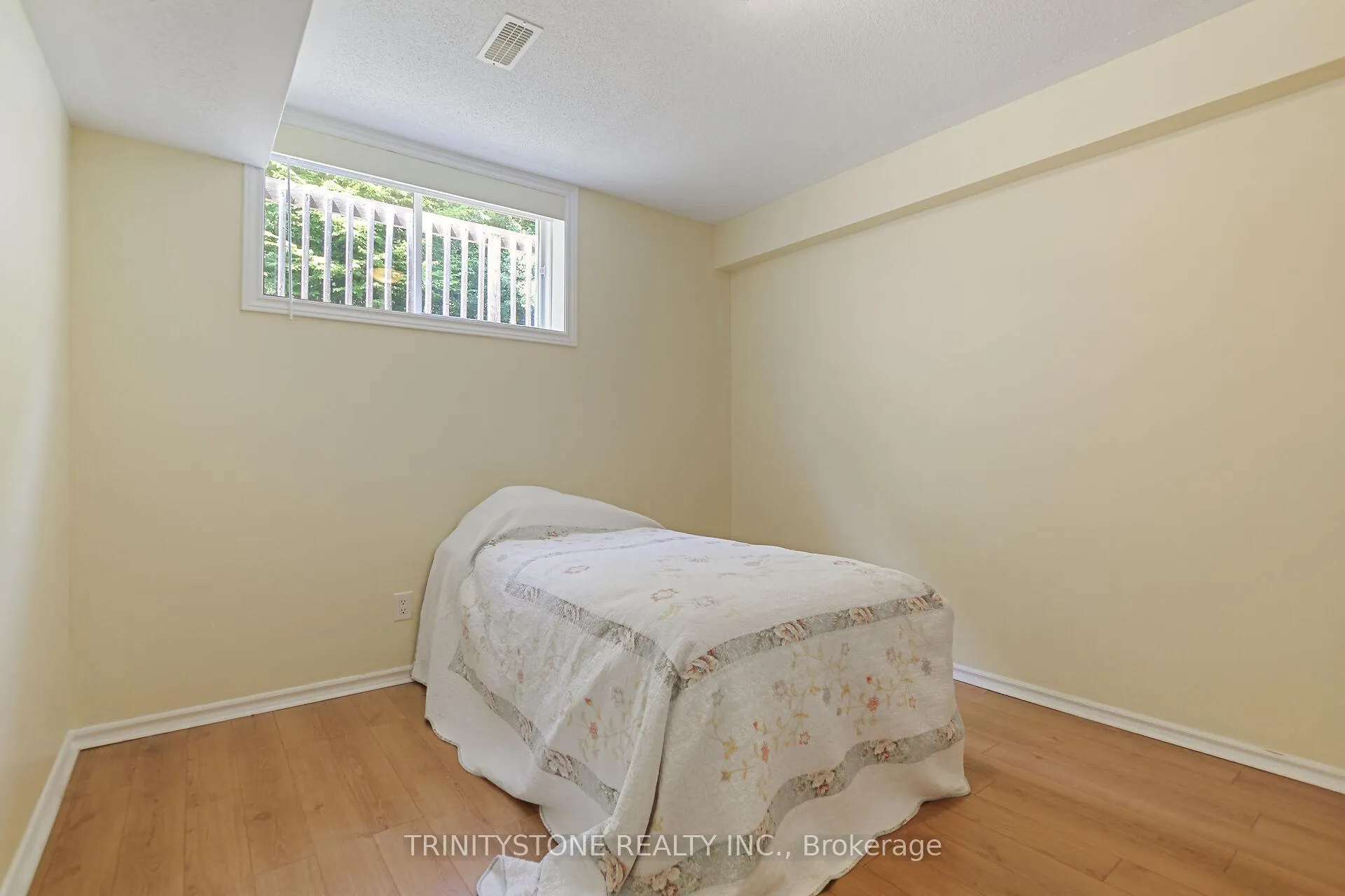 Photo 30 of 422 Statewood Drive, Ottawa, Kanata - Morgan's Grant/South March — HOMEH