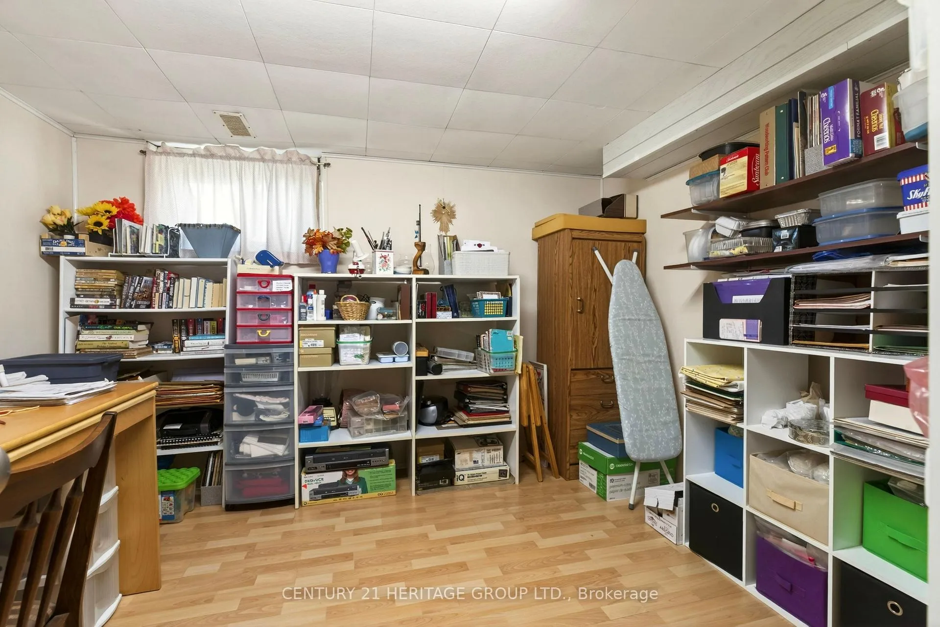 Photo 34 of 944 Garth Street, Hamilton, Gilbert — HOMEH