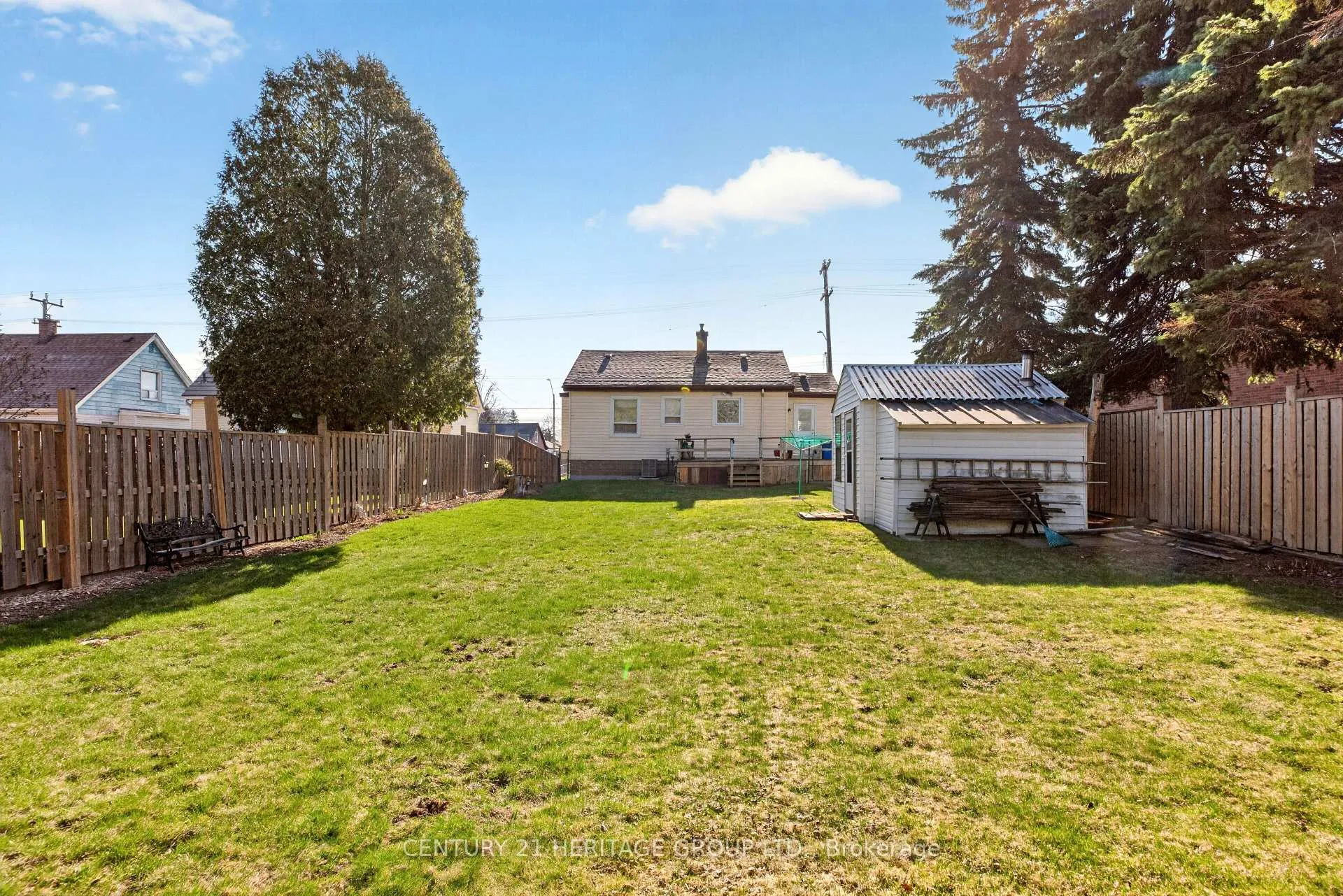 Photo 49 of 944 Garth Street, Hamilton, Gilbert — HOMEH
