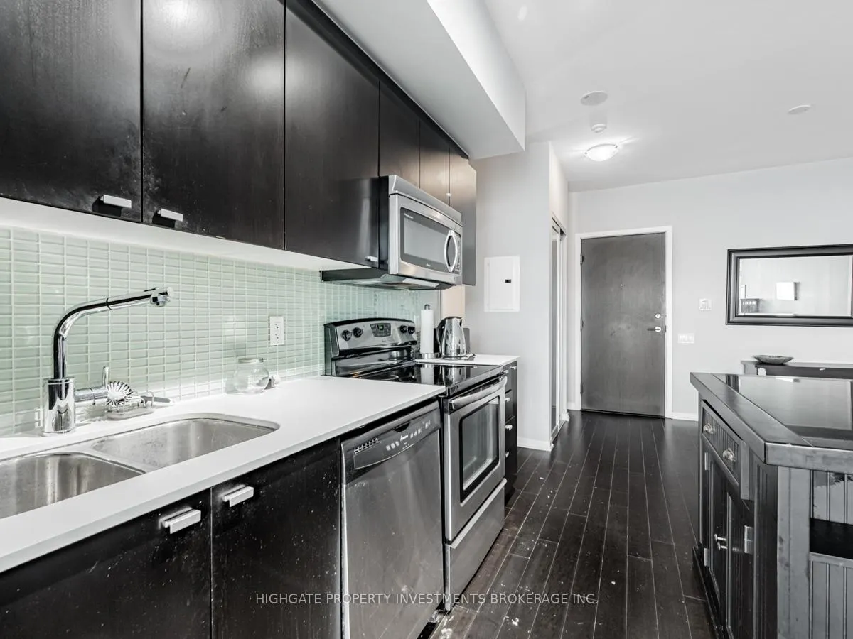 Photo 5 of Unit 2602, 103 The Queensway, Toronto, High Park-Swansea — HOMEH