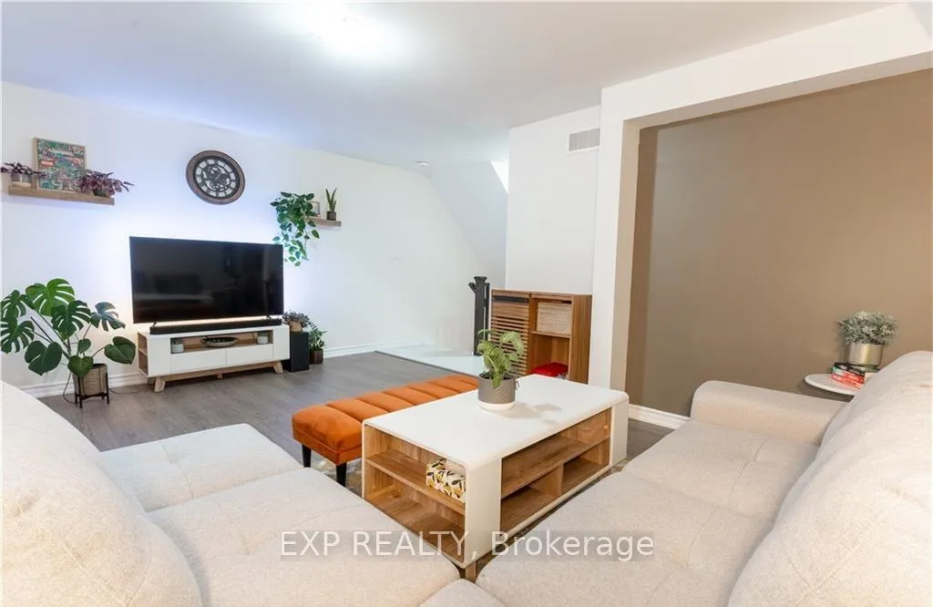 Photo 18 of Unit 20B, 85 Mullin Drive, Guelph, Victoria North — HOMEH