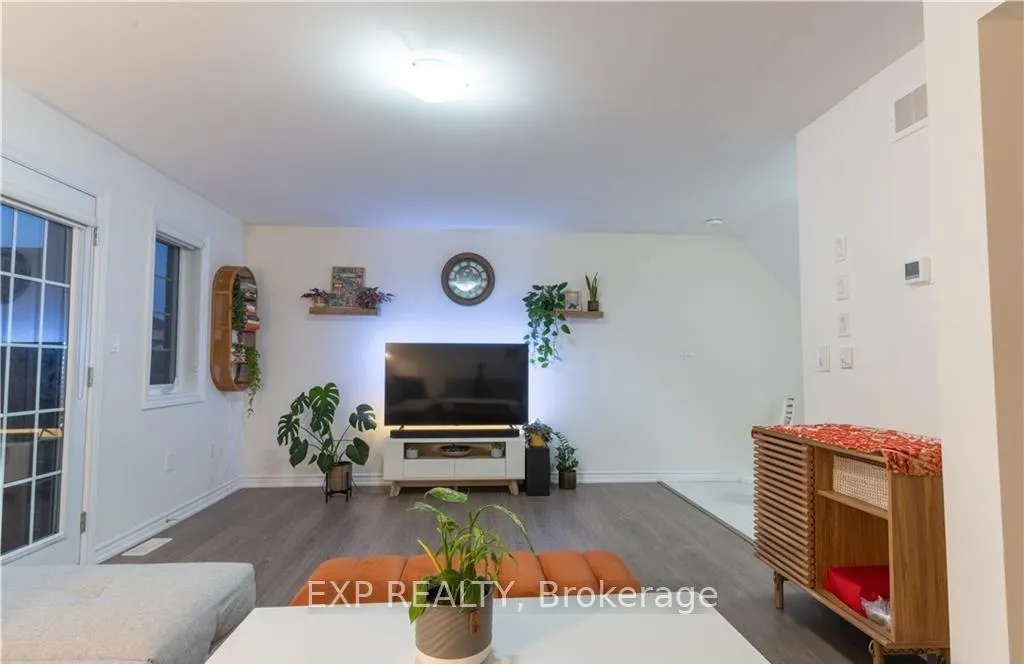 Photo 19 of Unit 20B, 85 Mullin Drive, Guelph, Victoria North — HOMEH