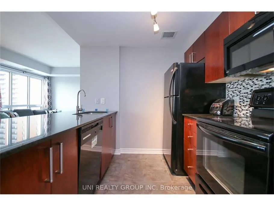 Photo 14 of Unit 908, 200 Rideau Street, Ottawa, Sandy Hill — HOMEH