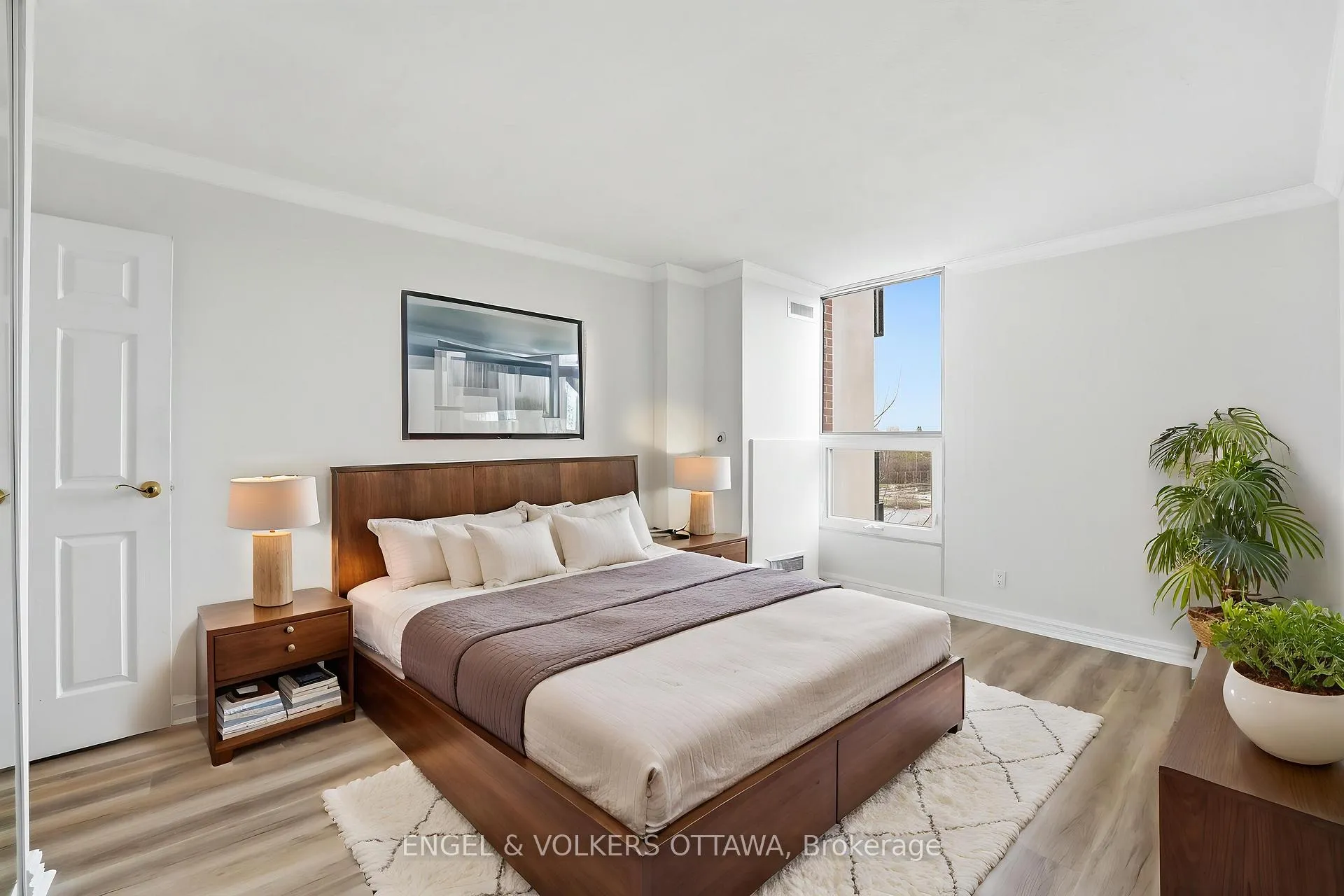 Photo 14 of Unit 301, 2951 Riverside Drive, Ottawa, Mooneys Bay/Riverside Park — HOMEH