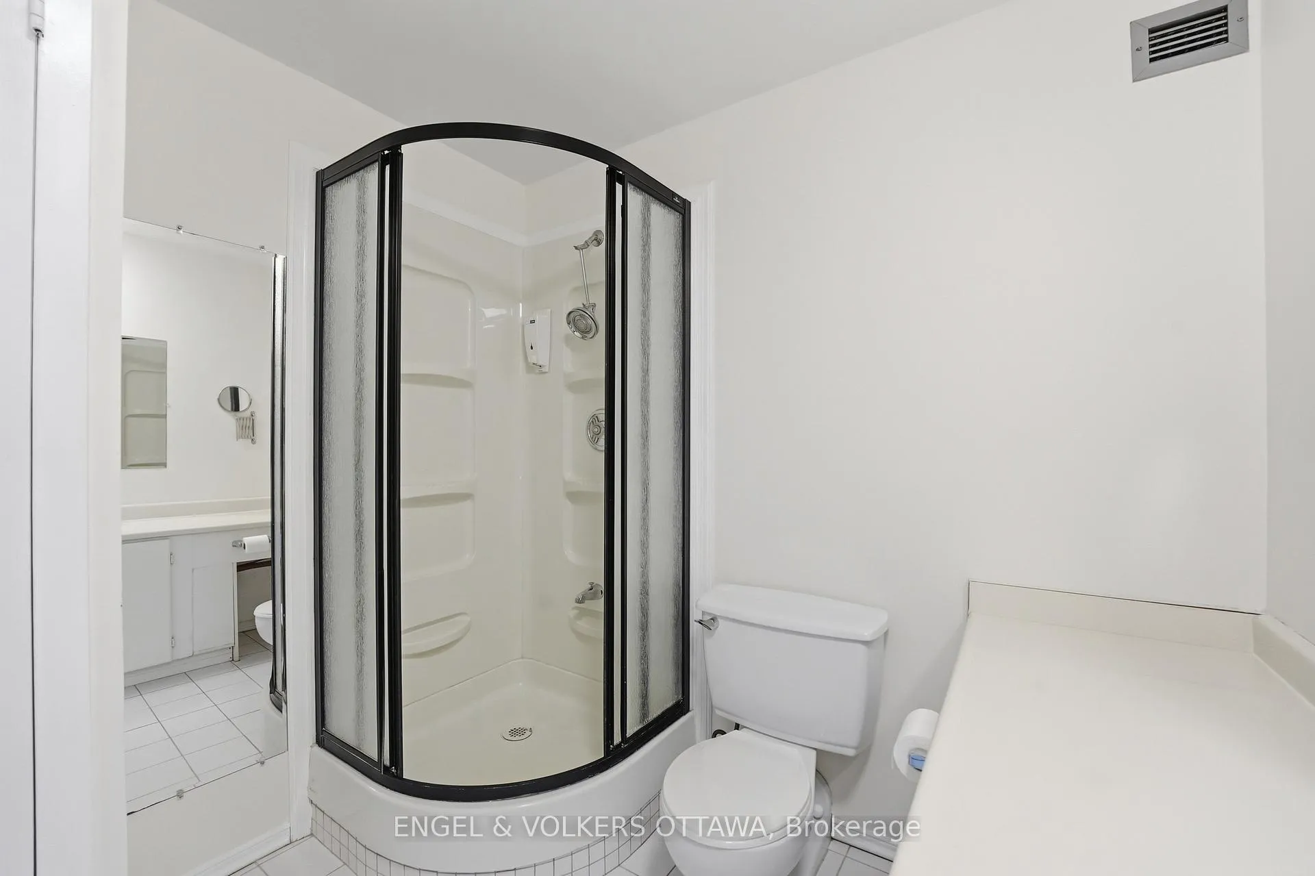 Photo 17 of Unit 301, 2951 Riverside Drive, Ottawa, Mooneys Bay/Riverside Park — HOMEH