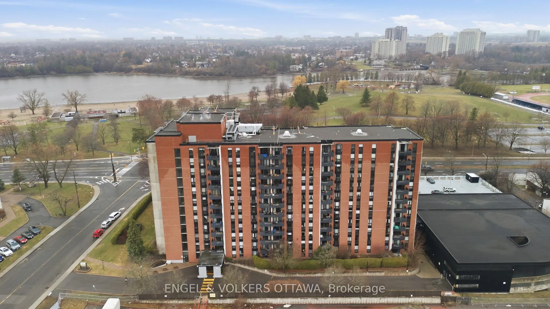 Photo 22 of Unit 301, 2951 Riverside Drive, Ottawa, Mooneys Bay/Riverside Park — HOMEH