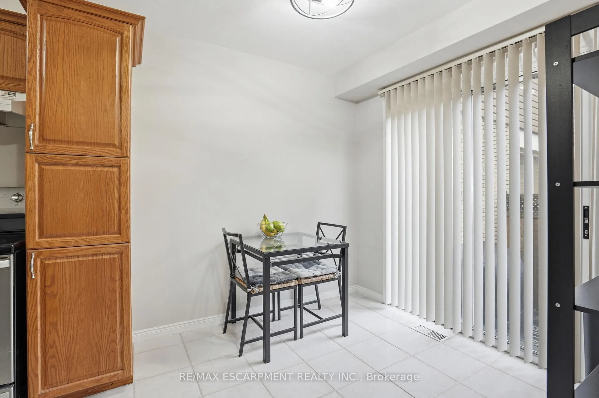 Photo 15 of Unit 7, 914 Mohawk Road, Hamilton, Lisgar — HOMEH