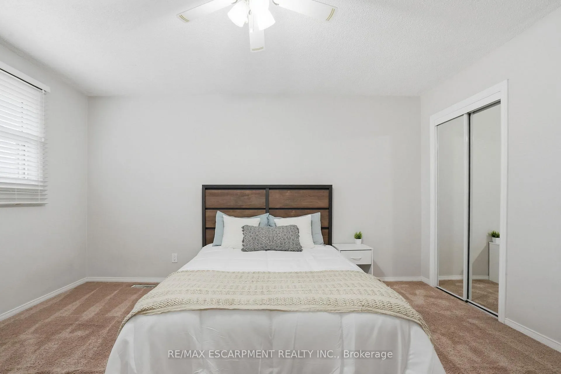 Photo 18 of Unit 7, 914 Mohawk Road, Hamilton, Lisgar — HOMEH
