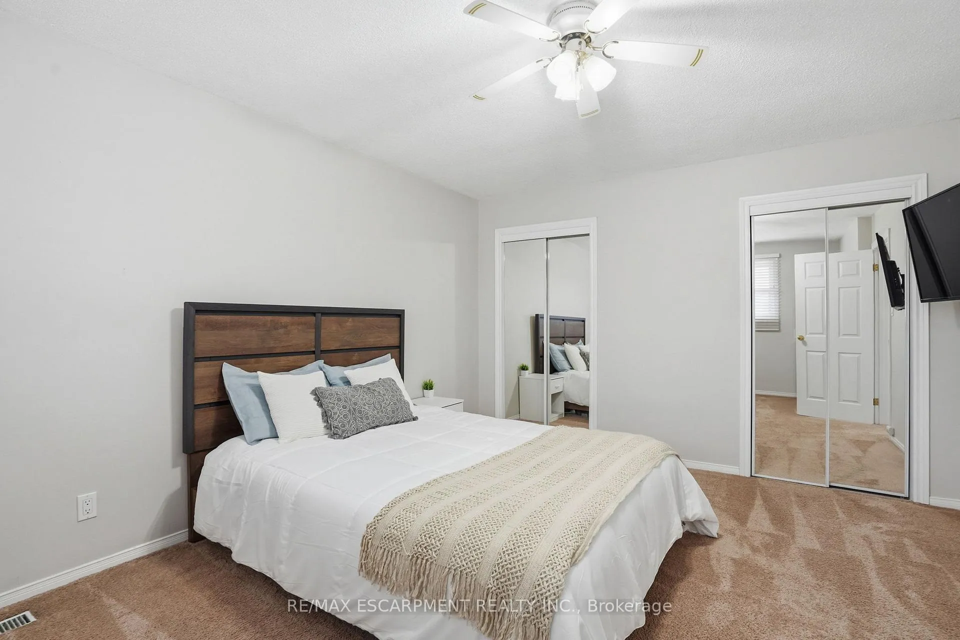 Photo 20 of Unit 7, 914 Mohawk Road, Hamilton, Lisgar — HOMEH