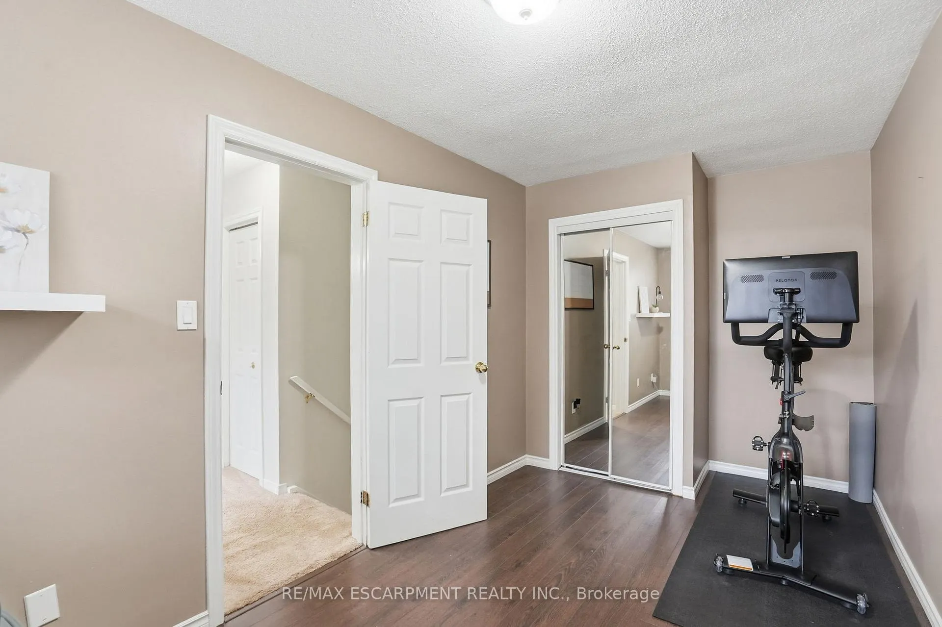 Photo 22 of Unit 7, 914 Mohawk Road, Hamilton, Lisgar — HOMEH