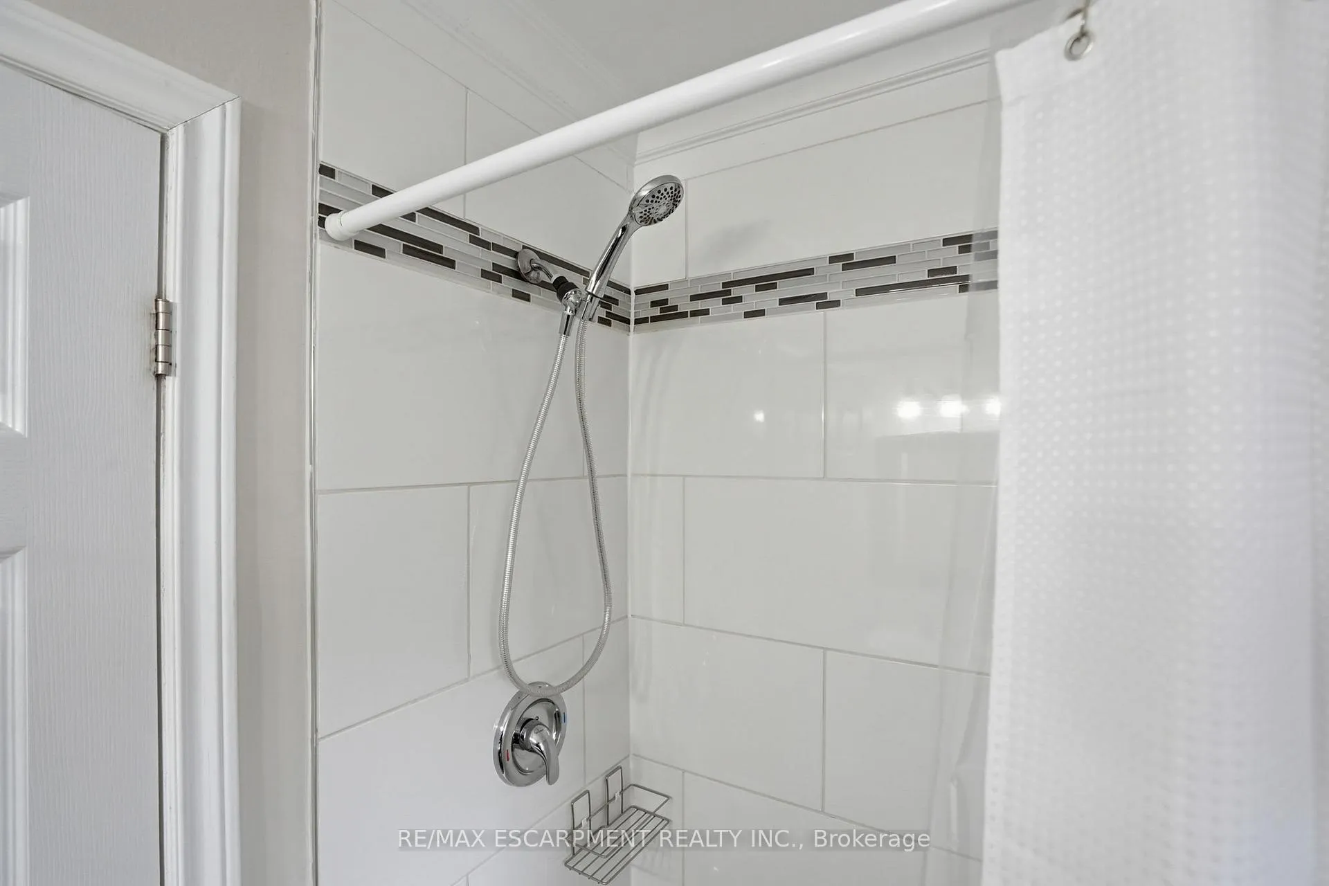 Photo 24 of Unit 7, 914 Mohawk Road, Hamilton, Lisgar — HOMEH